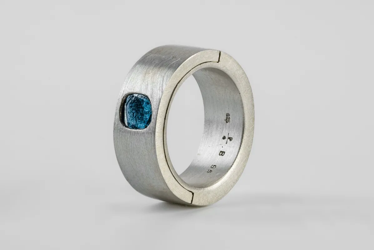Sistema Ring (0.2 CT Blue Diamond Slab, 9mm, MA+BDIA) sold by Parts of Four