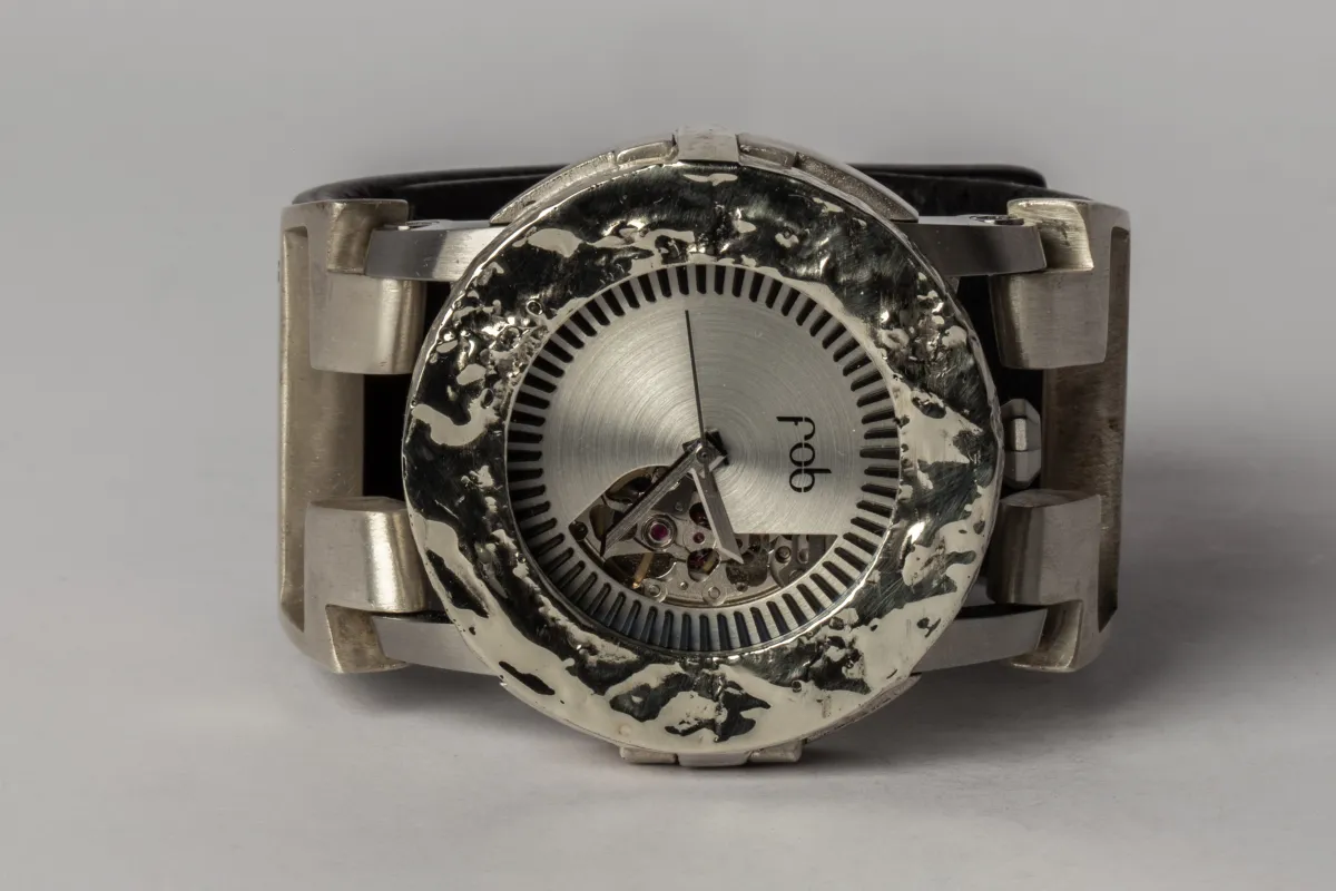 P4—FOB Watch #189 (Case, Hyperstrap-T [Studs], Oblivion, MA10KW-MA-NG) sold by Parts of Four