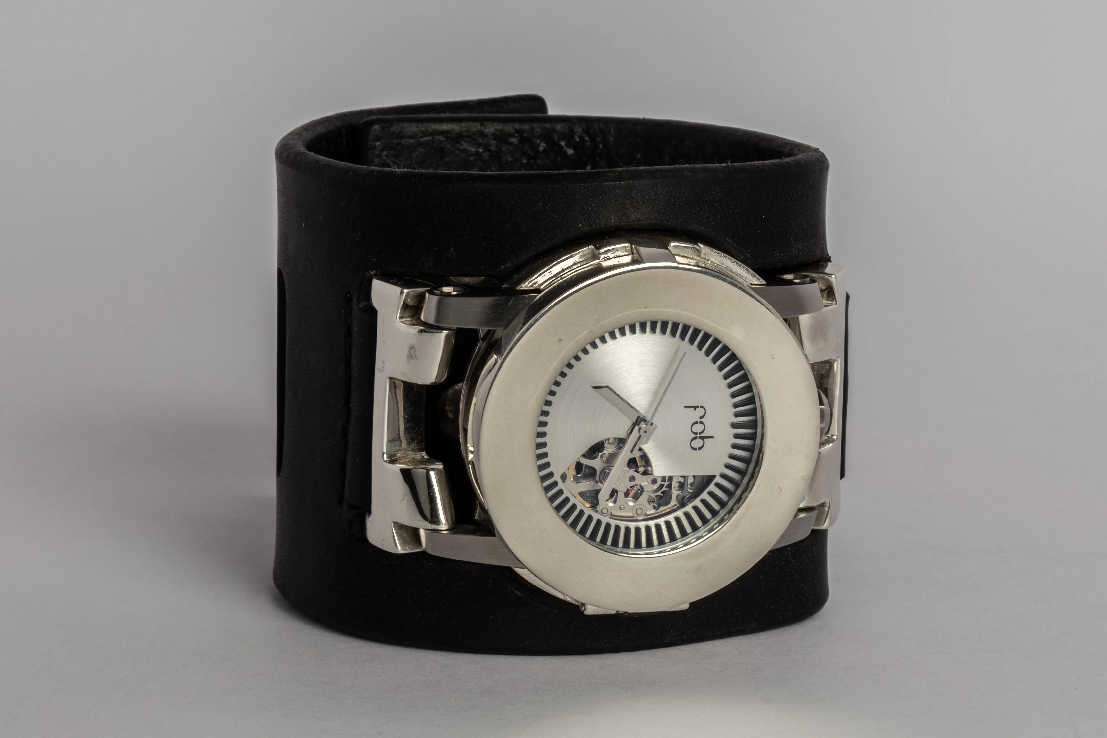 P4—FOB Watch #169 (Case, Restraint, Oblivion, PA-PA-NG) sold by Parts of Four product image thumbnail 3