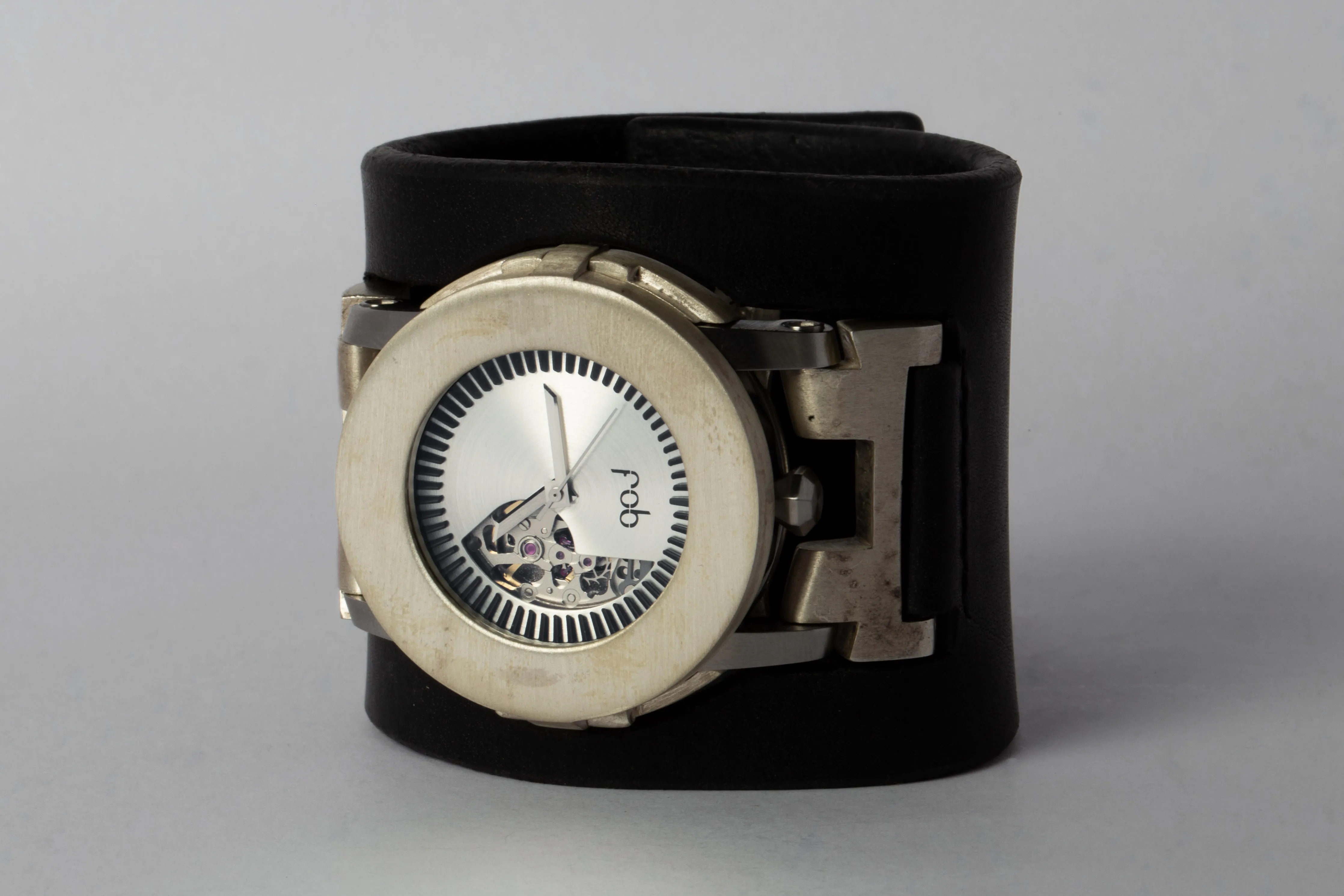 P4—FOB Watch #165 (Case, Restraint, Oblivion, MA-MA-NG) sold by Parts of Four product image thumbnail 2