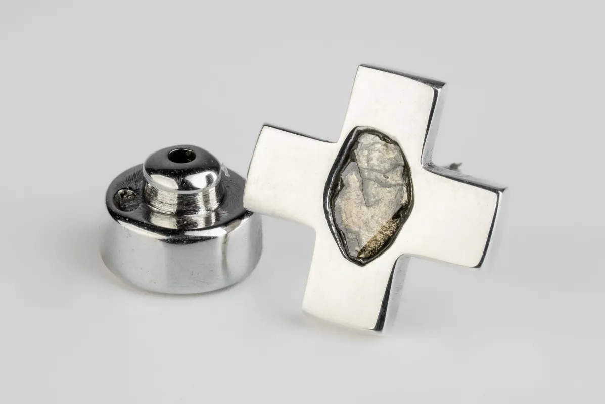 Plus Earring (0.2 CT, Diamond Slab,12mm, PA+DIA) sold by Parts of Four