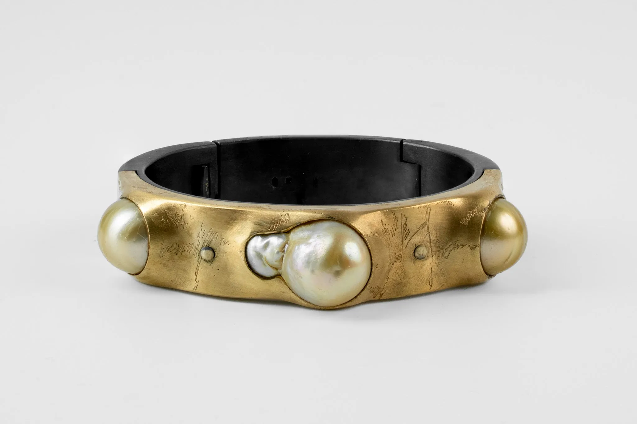 Sistema Bracelet v2 (Terrestrial Surfaced, 3-Golden Pearl, 17mm, KA+AG+GPRL) sold by Parts of Four product image thumbnail 3