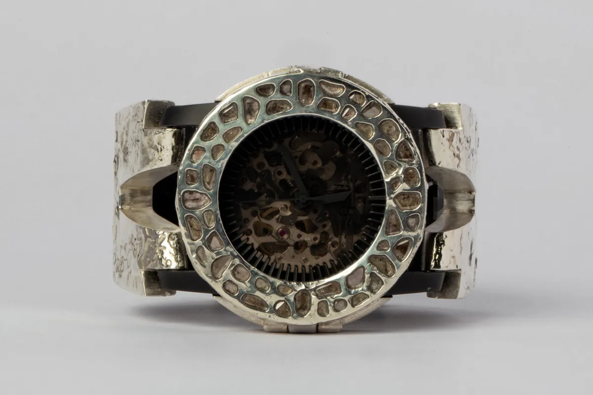 P4—FOB Watch #547 (Case [Mega Pavé], Hyperstrap-V [Buckle], Black Matte, MA10KW+DIA-MA10KW-NG) sold by Parts of Four