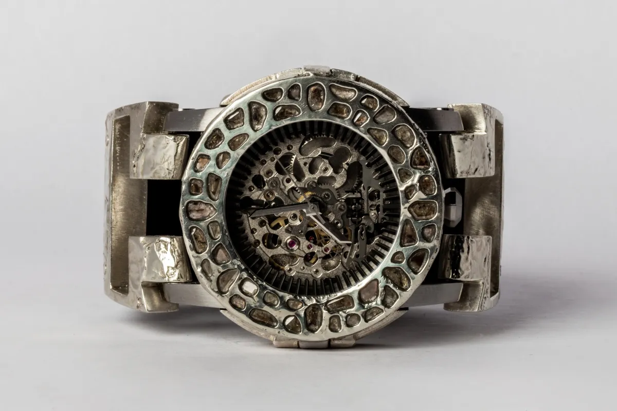 P4—FOB Watch #1638 (Case [Mega Pavé], Hyperstrap-T [Buckle], Silver Skeleton, MA10KW+DIA-MA10KW-NG) sold by Parts of Four