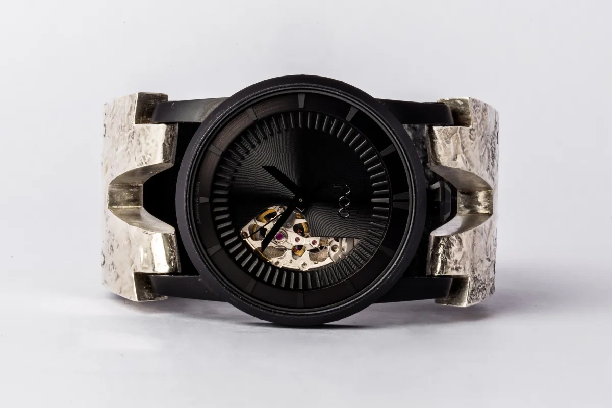 P4—FOB Watch #368 (Hyperstrap-V [Studs], Phantom, MA10KW-NG) sold by Parts of Four