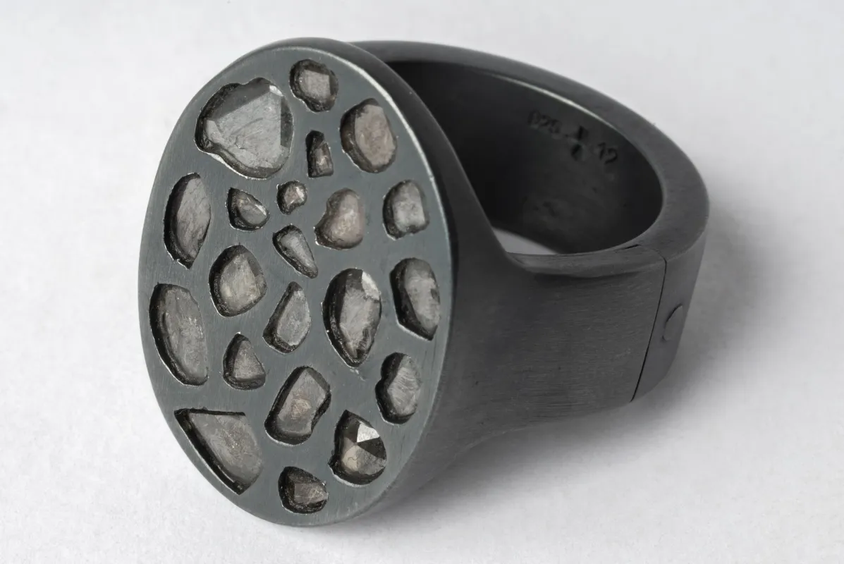 Sistema Ring (Rotated Geo Var., Mega Pavé, KA+DIA) sold by Parts of Four