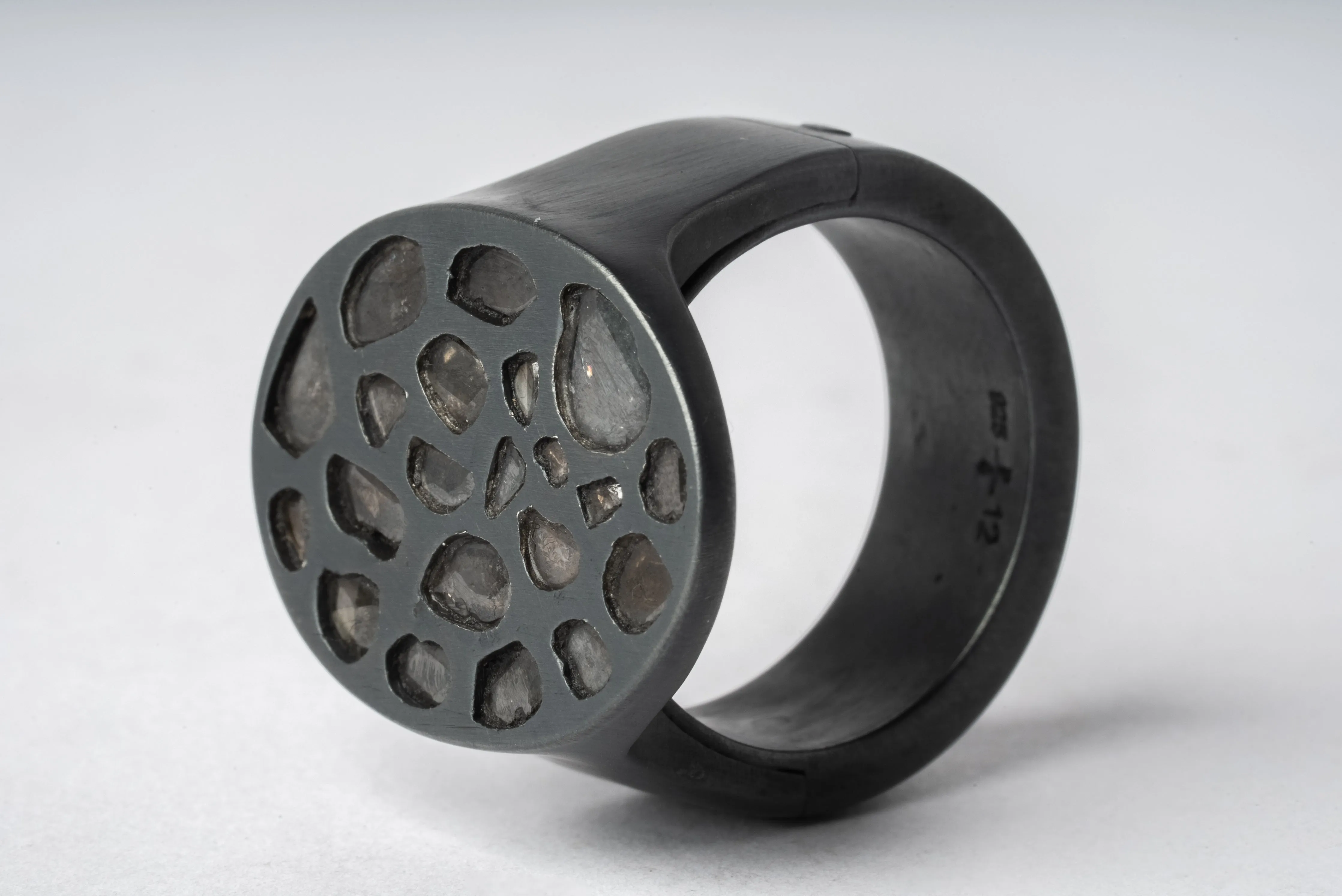 Sistema Ring (Rotated Geo Var., Mega Pavé, KA+DIA) sold by Parts of Four product image thumbnail 3