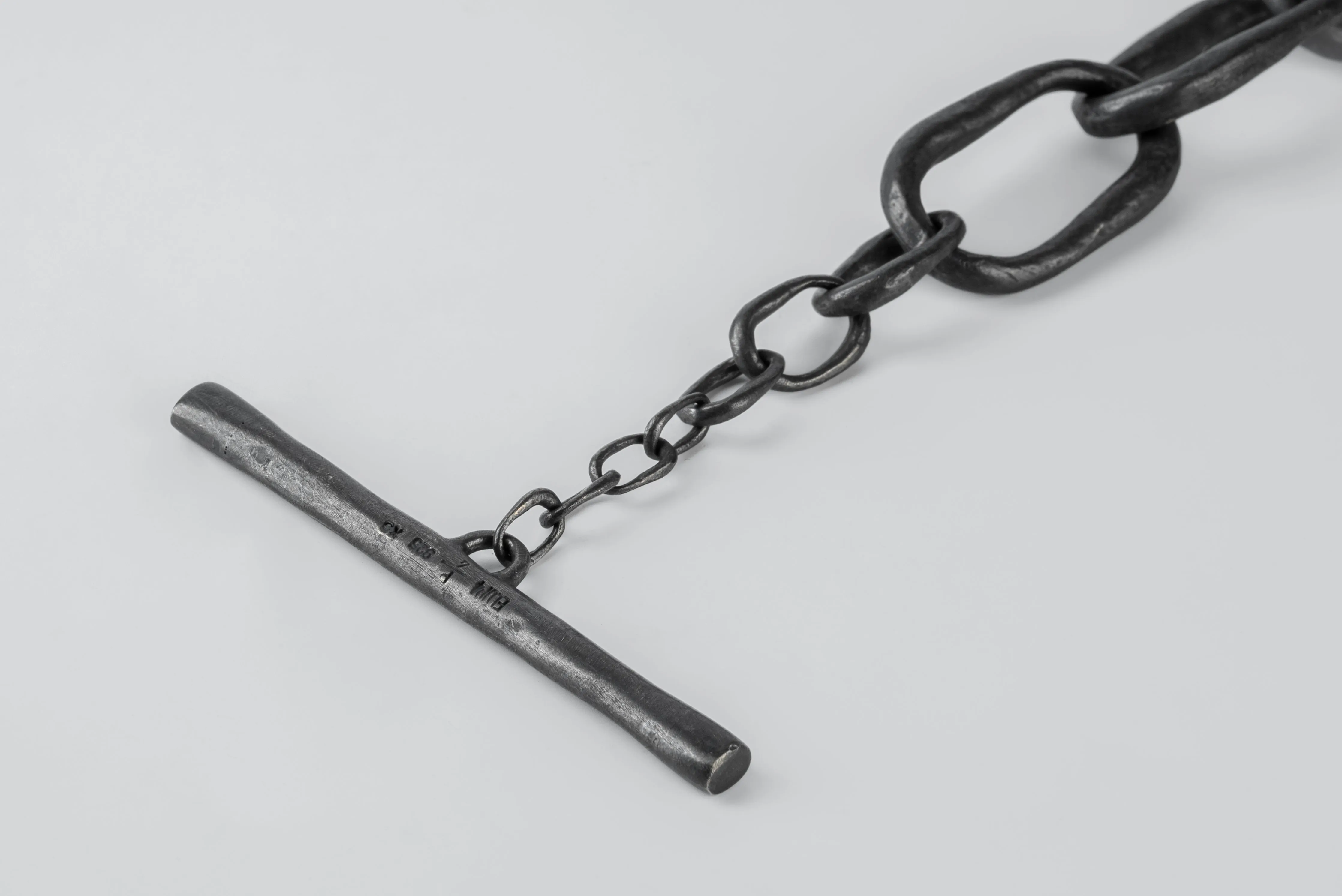 Roman Toggle Chain Bracelet (Small Links, KA) sold by Parts of Four product image thumbnail 3