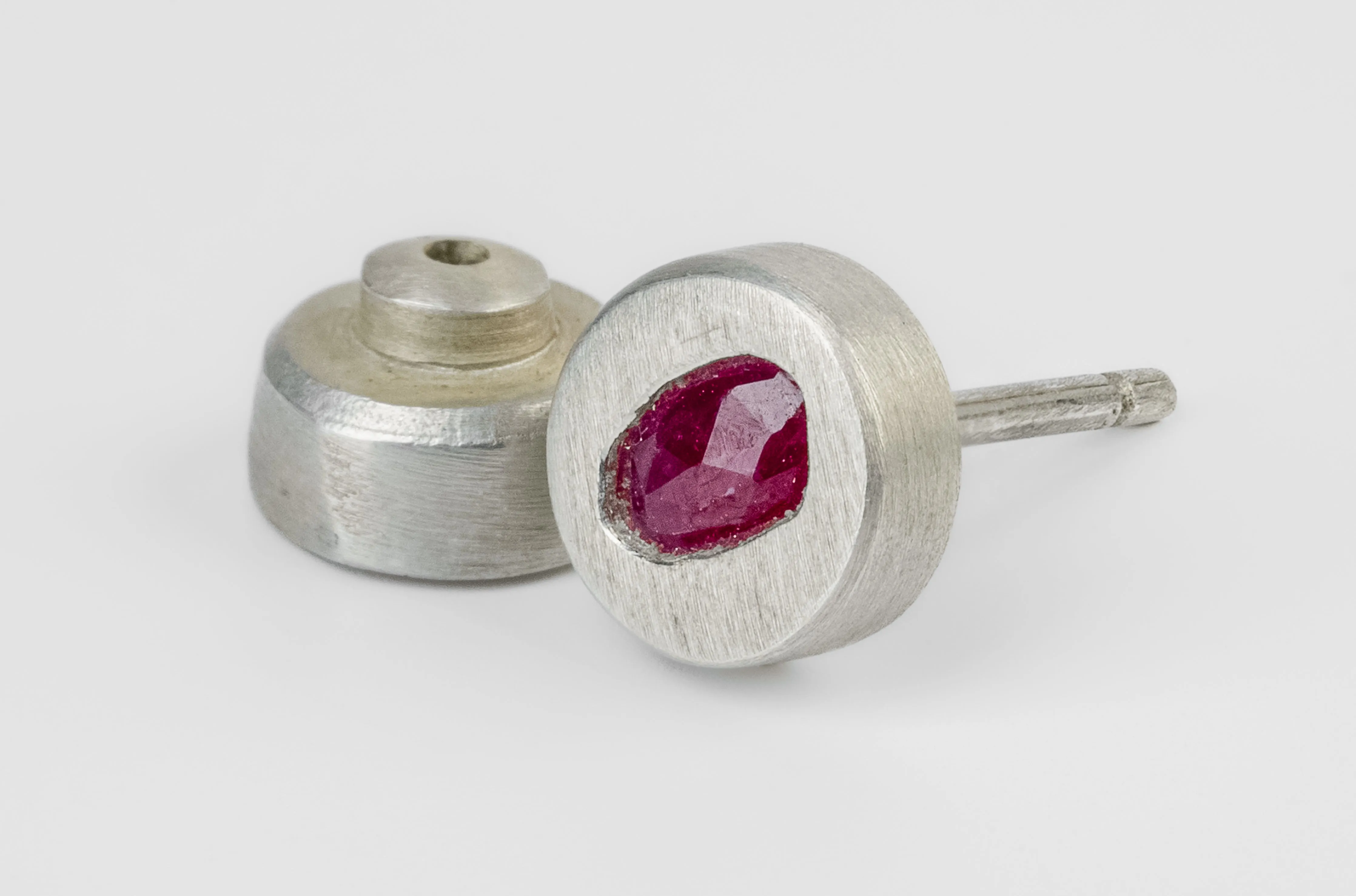 Stud Earring (0.2 CT, Ruby Slice, DA+RUB) sold by Parts of Four