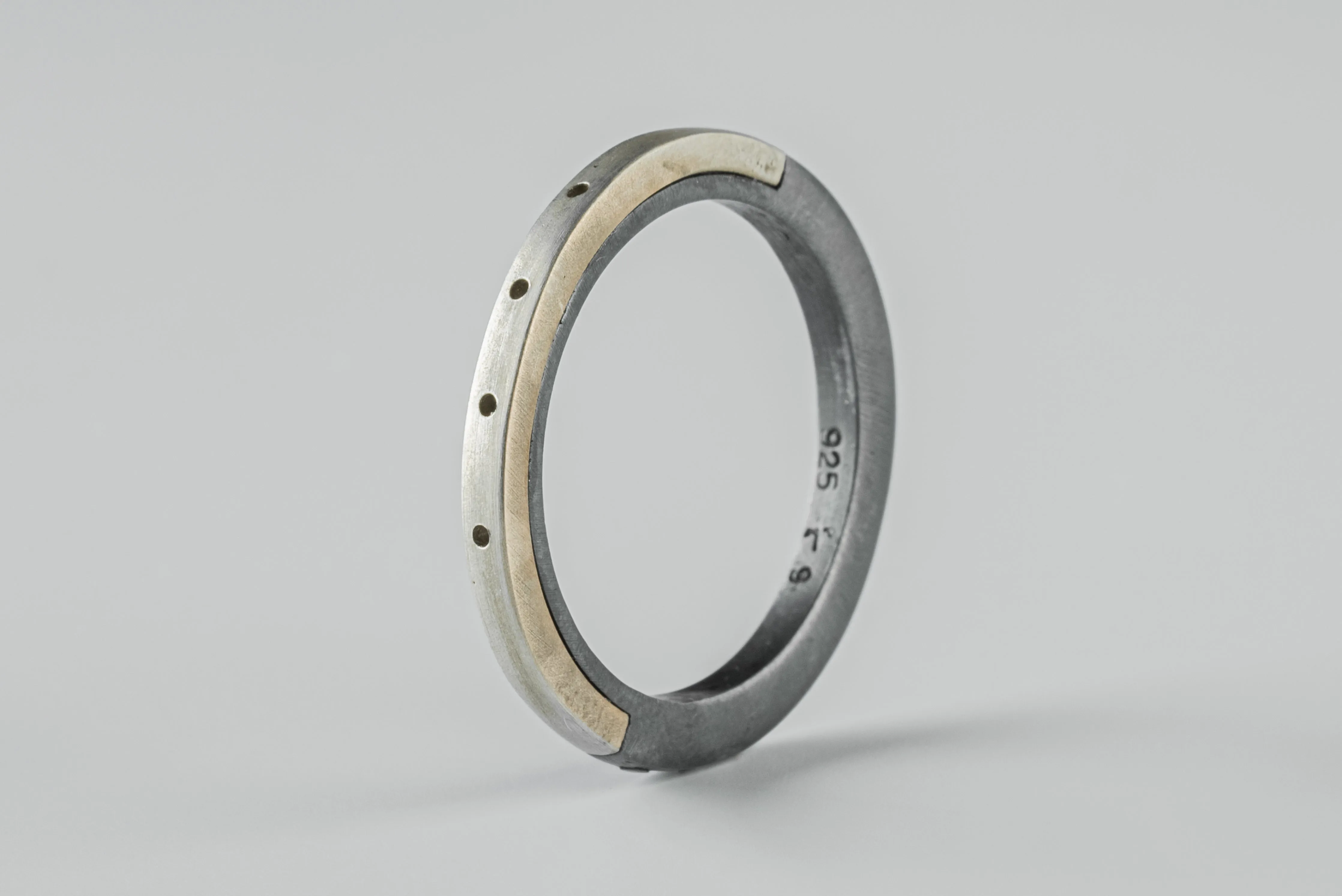 Sistema Ring (4-Hole, 2mm, KA+DA) sold by Parts of Four product image thumbnail 2