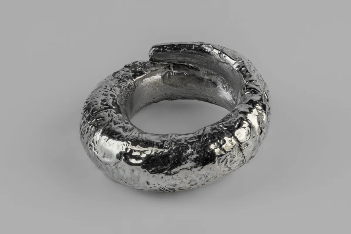 Split Mountain Ring (Fuse, DA10KW) sold by Parts of Four