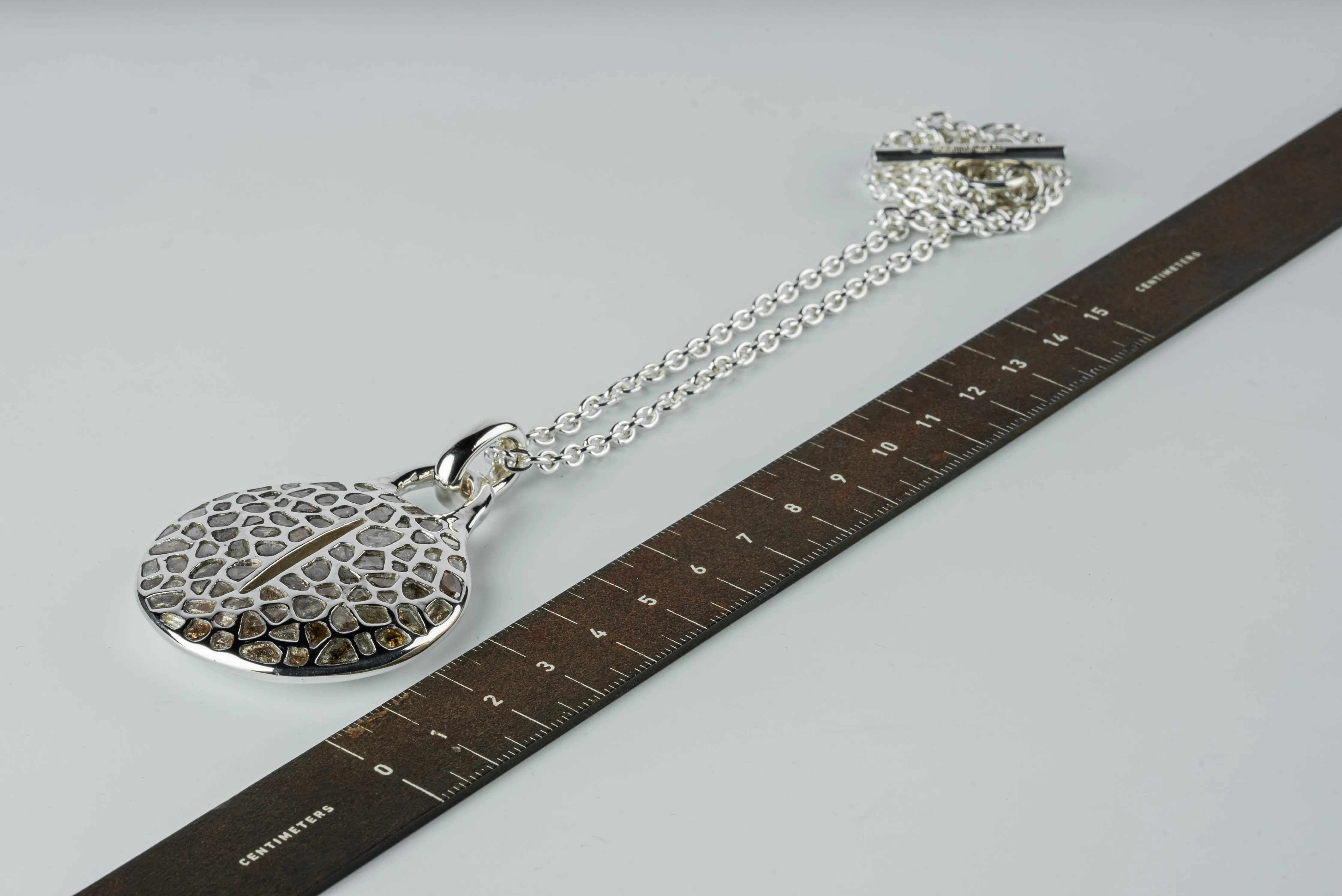 Disk Necklace (45mm, Slit, Mega Pavé, PA+DIA) sold by Parts of Four product image thumbnail 5