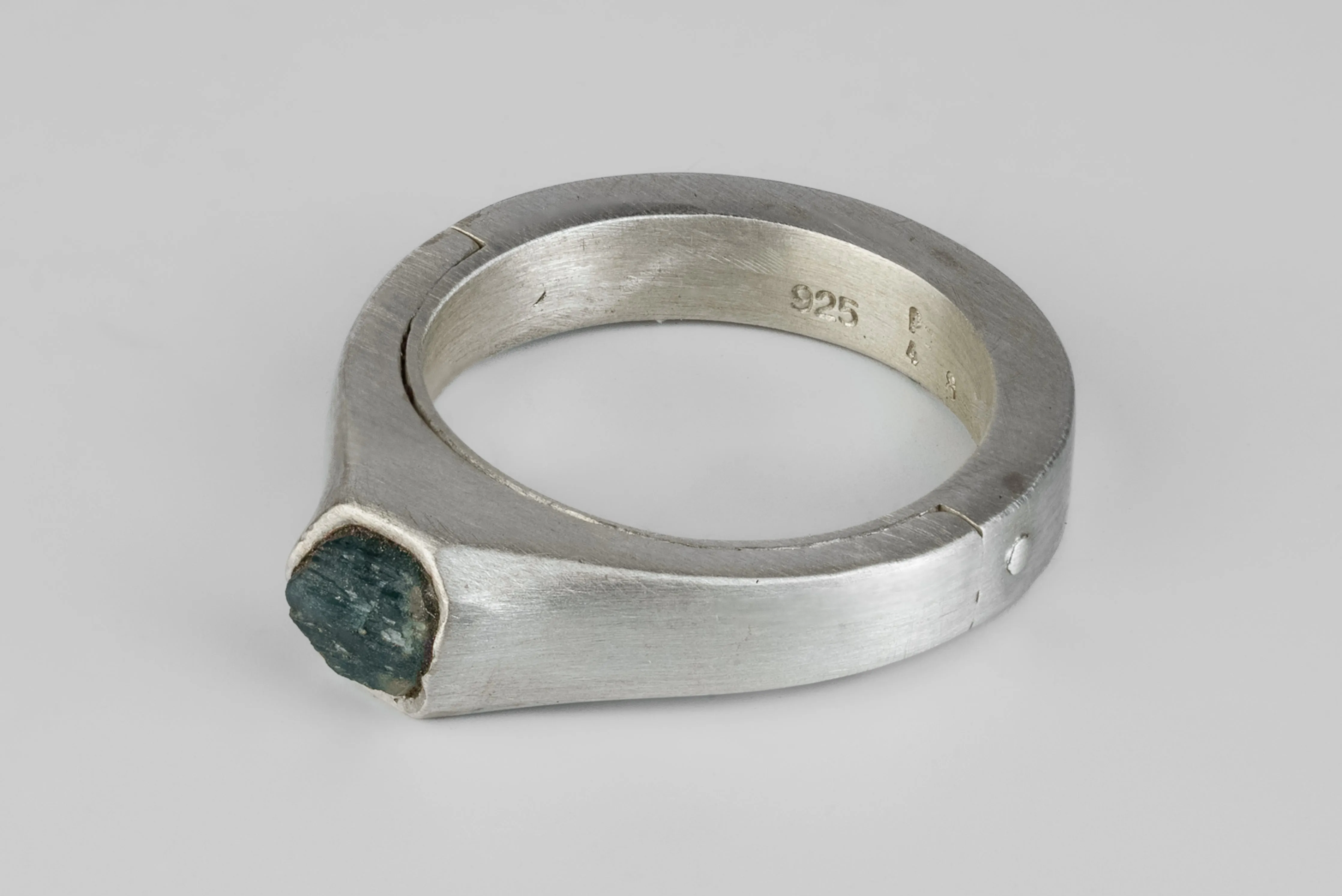 Sistema Ring (Terrestrial Surfaced, Expanded, 4mm, MA+GRAN) sold by Parts of Four