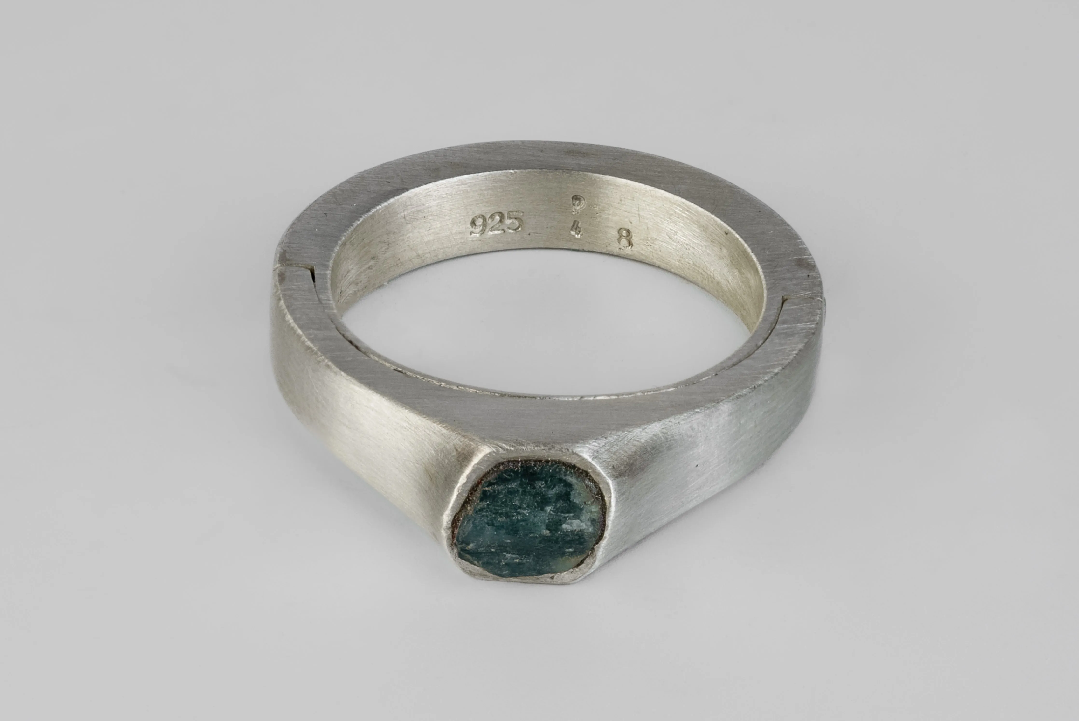 Sistema Ring (Terrestrial Surfaced, Expanded, 4mm, MA+GRAN) sold by Parts of Four product image thumbnail 3