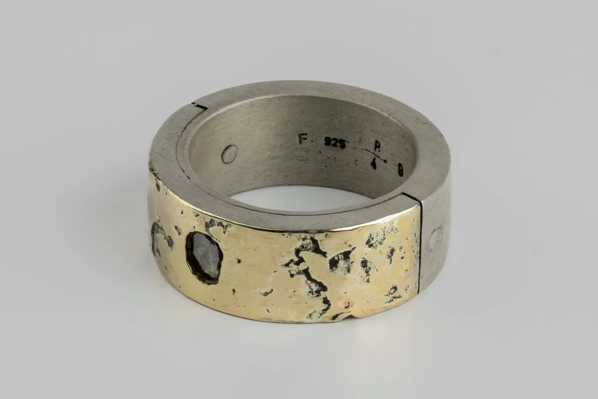 Sistema Ring (Fuse, 0.2 CT, Tiny Faceted Diamond Slab, 9mm, DA18K+FCDIA) sold by Parts of Four