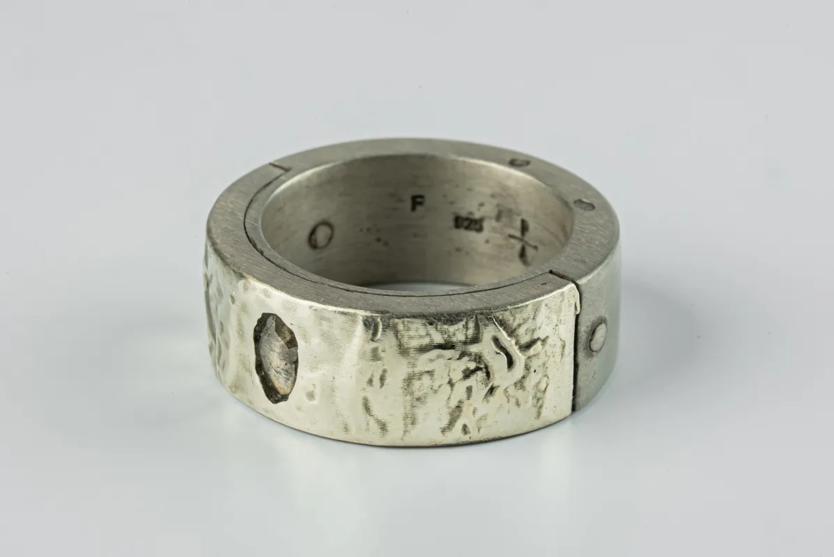 Sistema Ring (Fuse, 0.2 CT, Tiny Faceted Diamond Slab, 9mm, DA10KW+FCDIA) sold by Parts of Four