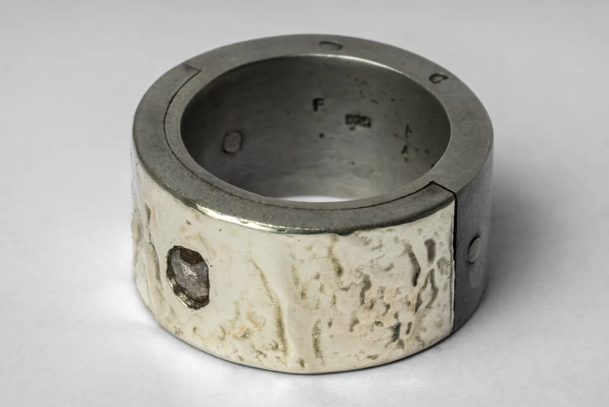 Sistema Ring (Fuse, 0.2 CT, Tiny Faceted Diamond Slab, 12mm, DA10KW+FCDIA) sold by Parts of Four