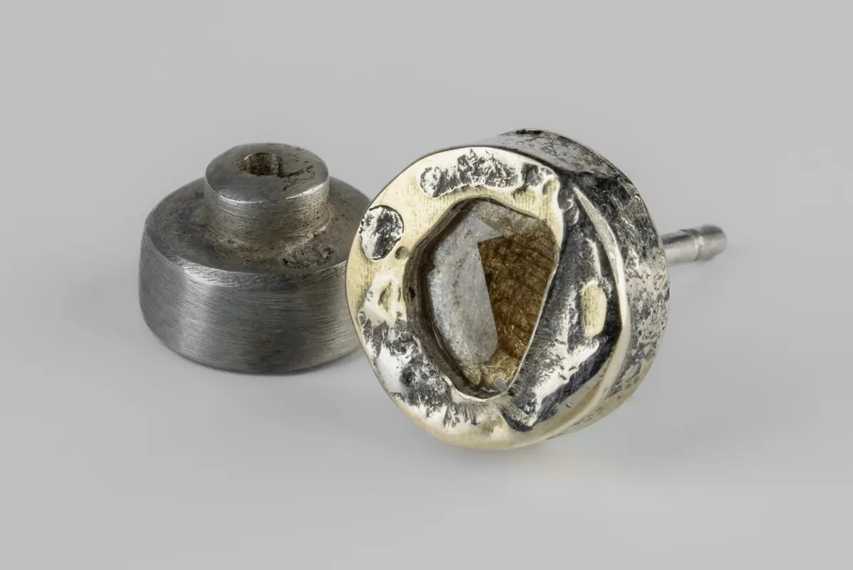 Stud Earring (Fuse, 0.2 CT, Yellow Diamond Slab, DA18K+YDIA) sold by Parts of Four