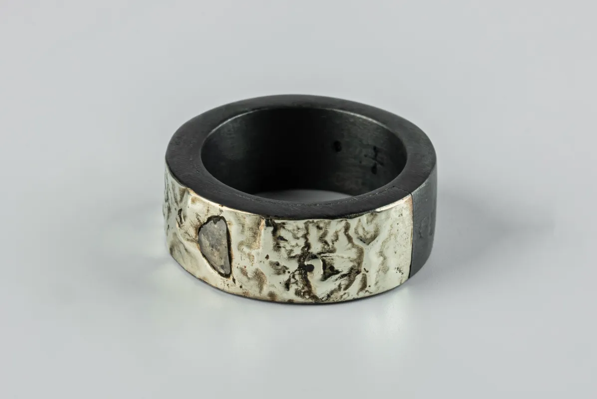 Sistema Ring (Fuse, 0.2 CT, Tiny Faceted Diamond Slab, 9mm, KA10KW+FCDIA) sold by Parts of Four