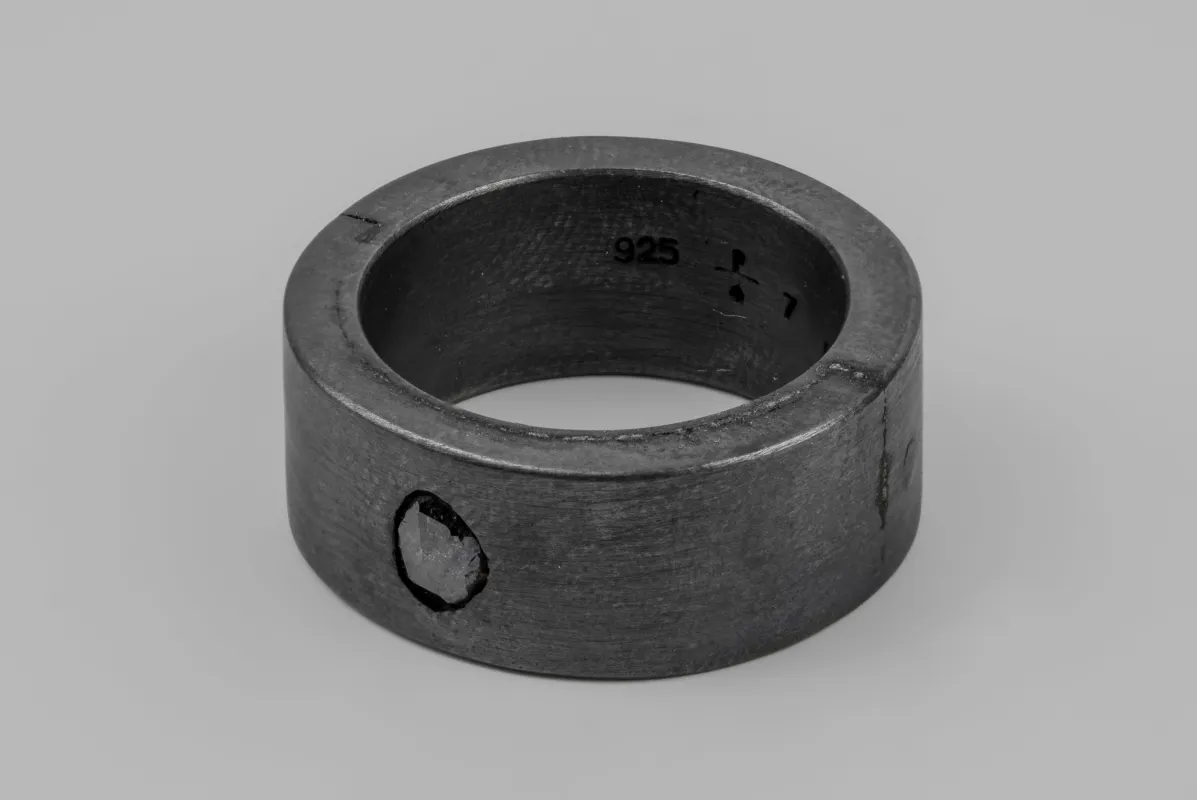 Sistema Ring (0.2 CT, Tiny Faceted Diamond Slab, 9mm, KA+FCDIA) sold by Parts of Four