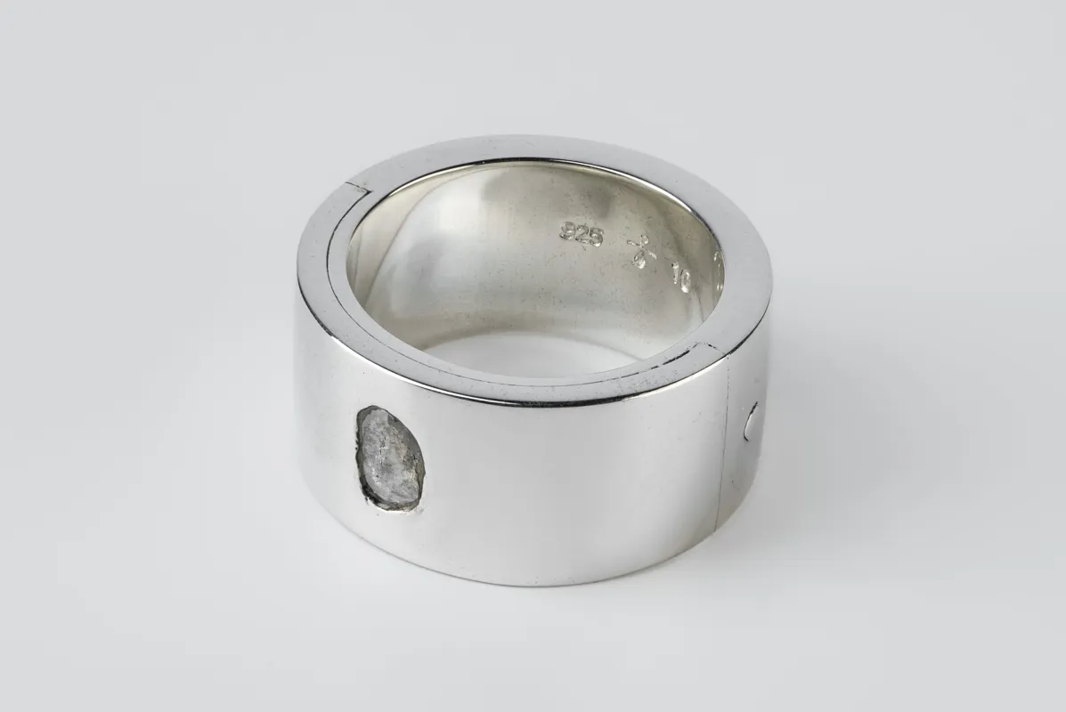 Sistema Ring (0.2 CT, Tiny Faceted Diamond Slab, 12mm, PA+FCDIA) sold by Parts of Four