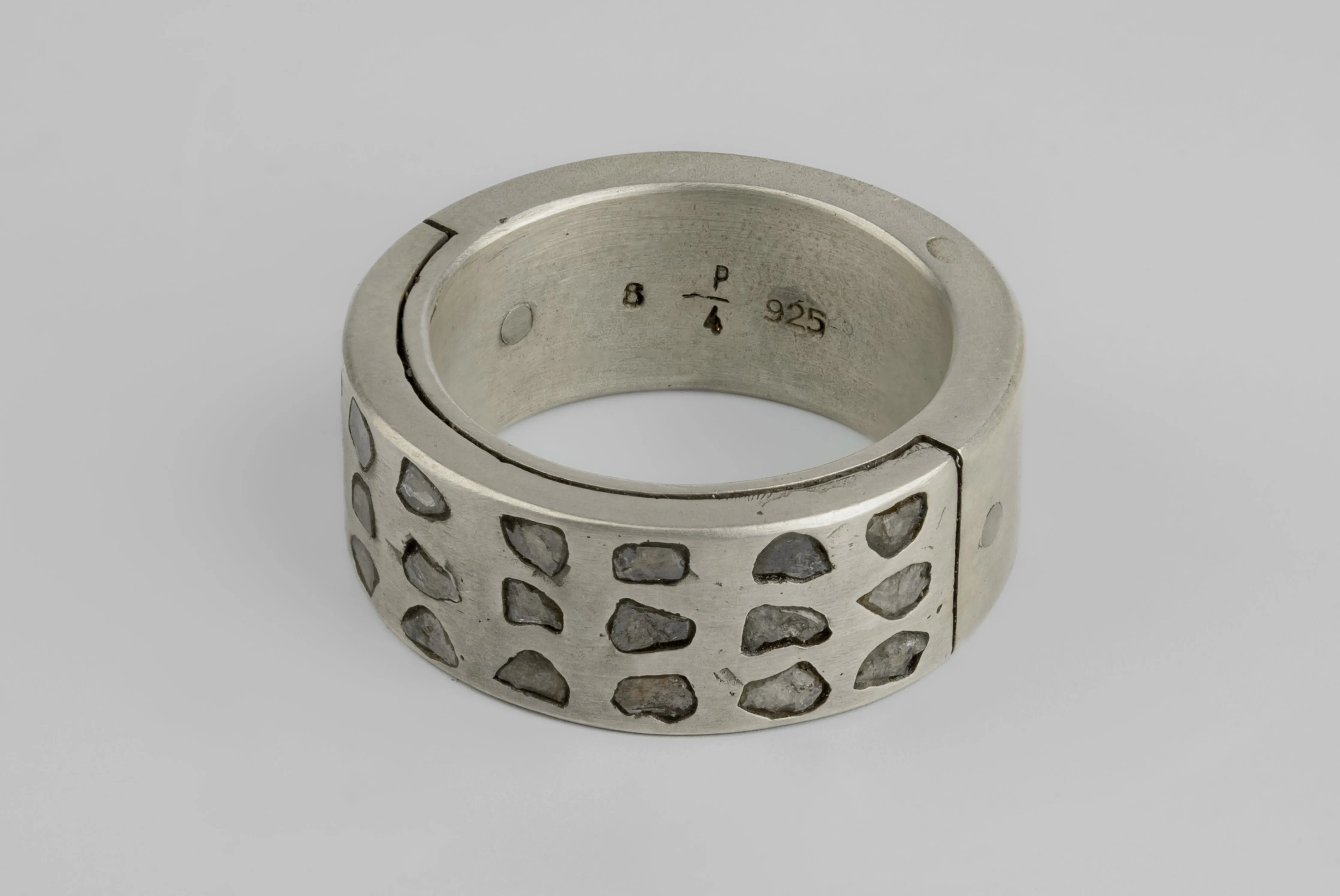 Sistema Ring (Linear Mega Pavé, 9mm, DA+DIA) sold by Parts of Four