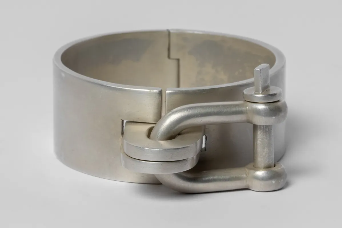 Restraint Cuff (Charm Version, 25mm, AS) sold by Parts of Four