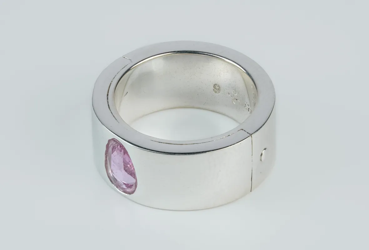 Sistema Ring (0.8 CT, Pink Sapphire Faceted Slab, 9mm, PA+PKSAF) made by Parts of Four
