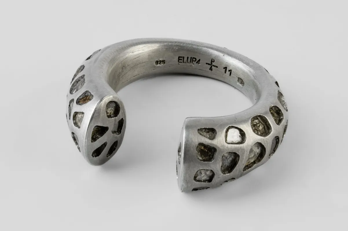 Druid Ring (Full Mega Pavé, DA+DIA) sold by Parts of Four