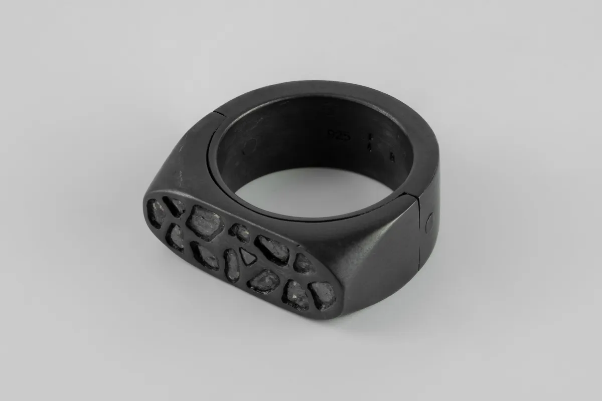 Sistema Ring (Oval, Mega Pavé, 9mm, KA+DIA) sold by Parts of Four