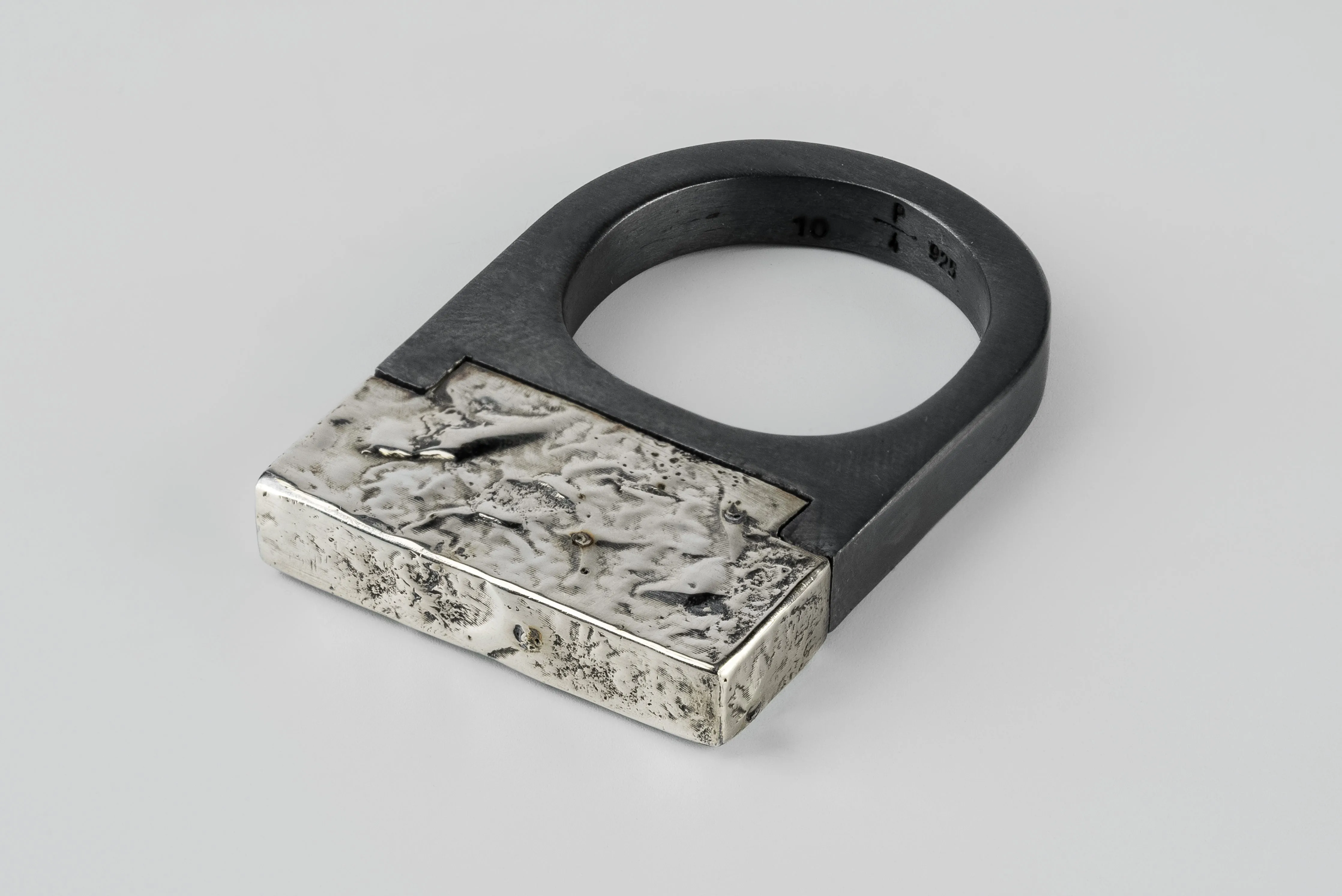 Plate Ring Single (Fuse, Cuboid, 4mm, KA10KW) sold by Parts of Four