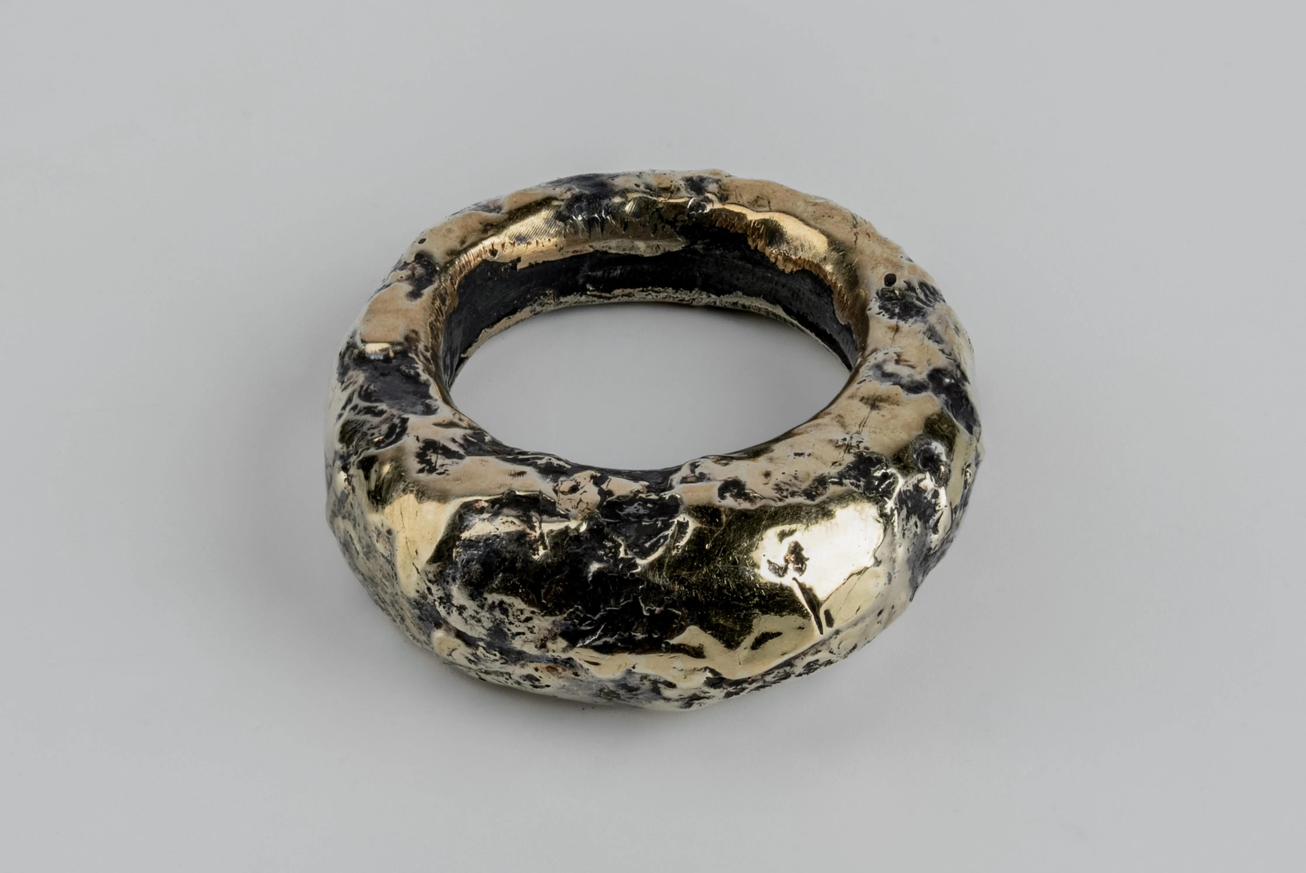 Mountain Ring (Fuse, KA18K) sold by Parts of Four product image thumbnail 3