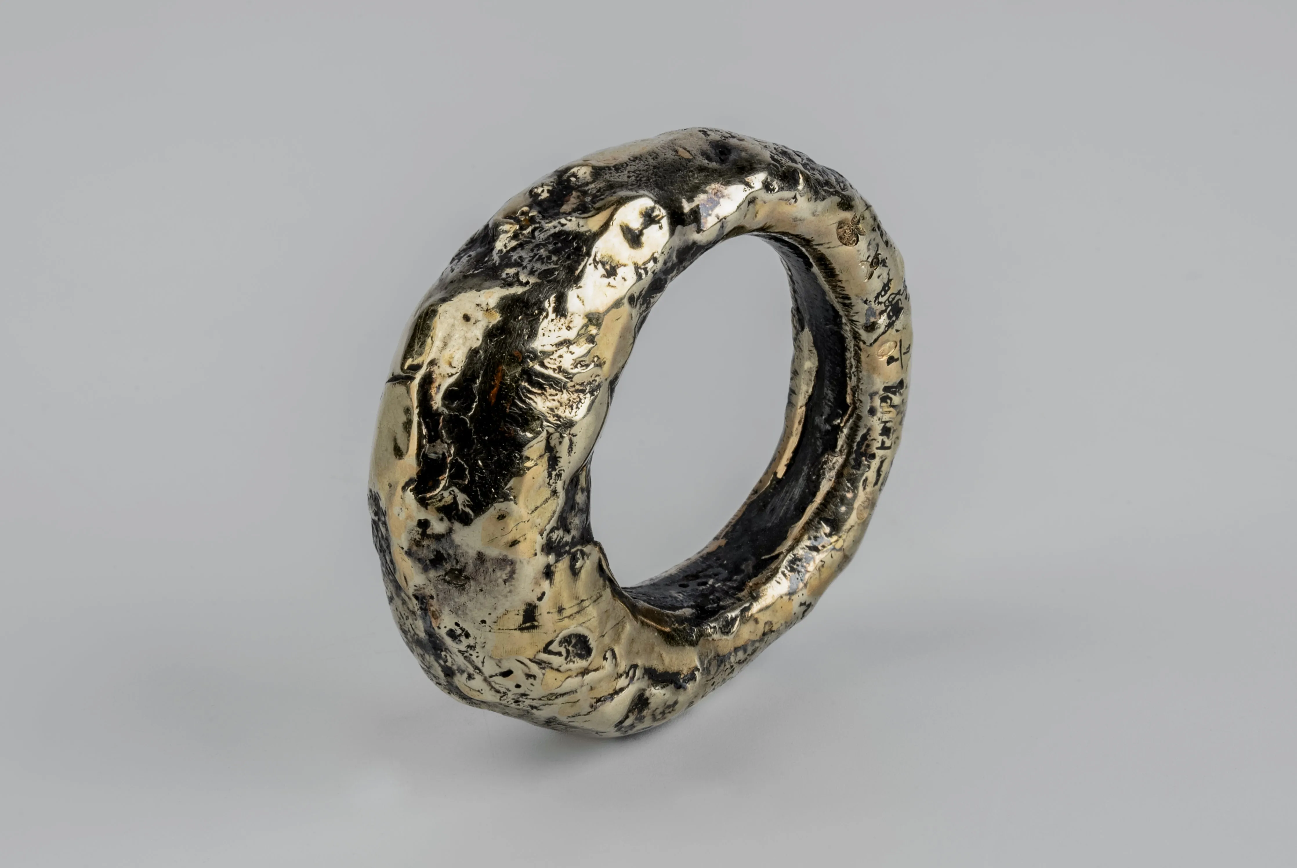 Mountain Ring (Fuse, KA18K) sold by Parts of Four product image thumbnail 2