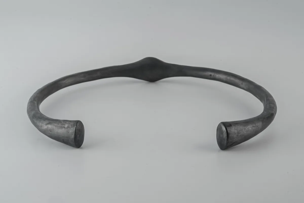 Thin Choker (KA) sold by Parts of Four