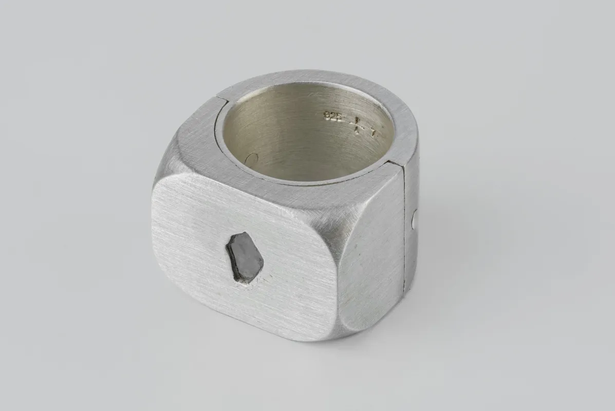 Sistema Ring (Oval, 0.2 CT, Diamond Slab, 17mm, MA+DIA) sold by Parts of Four