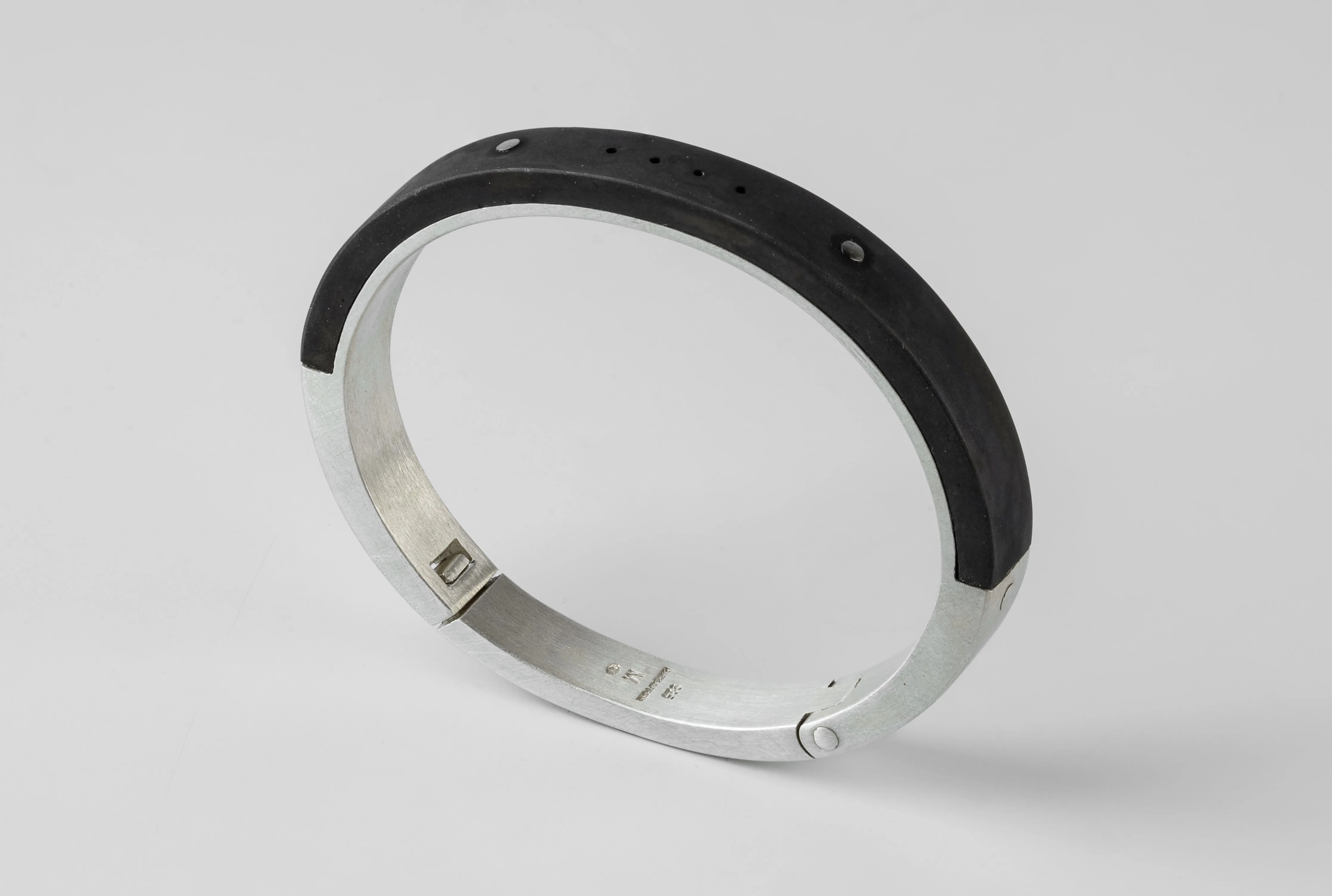 Sistema Bracelet v2 (4-hole, 9mm, MA+KZ) sold by Parts of Four product image thumbnail 2