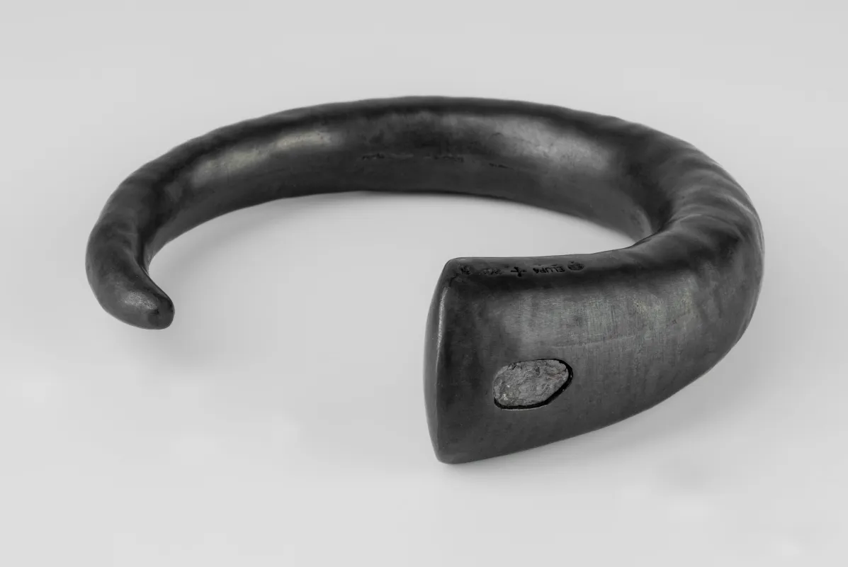 Horn Bracelet (0.4 CT, Arc set, KA+DIA) sold by Parts of Four