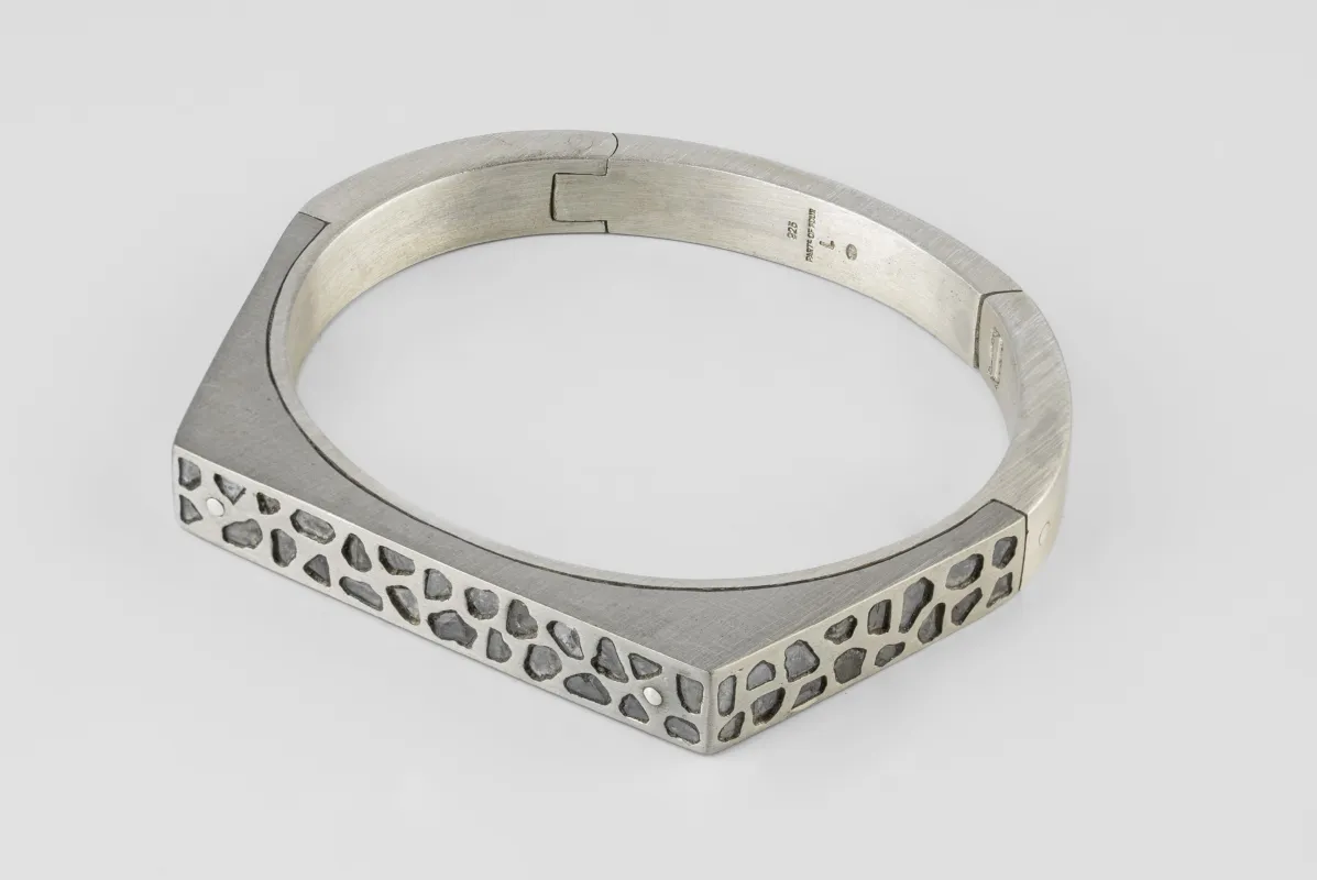Sistema Bracelet v2 (Facet, Mega Pavé, 9mm, MA+MZ+DIA) sold by Parts of Four