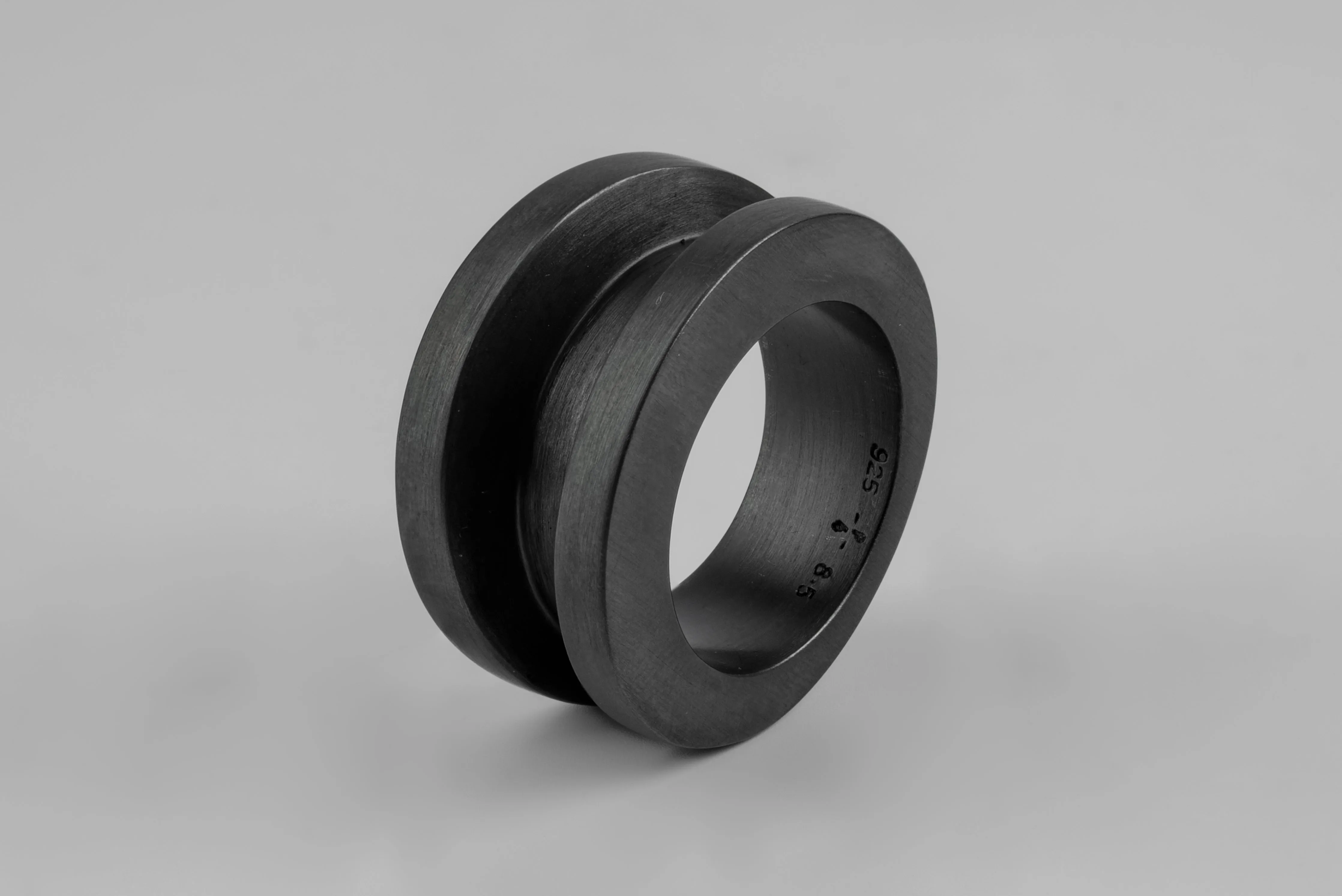 Chasm Ring v2 (Narrow, KA) sold by Parts of Four product image thumbnail 2