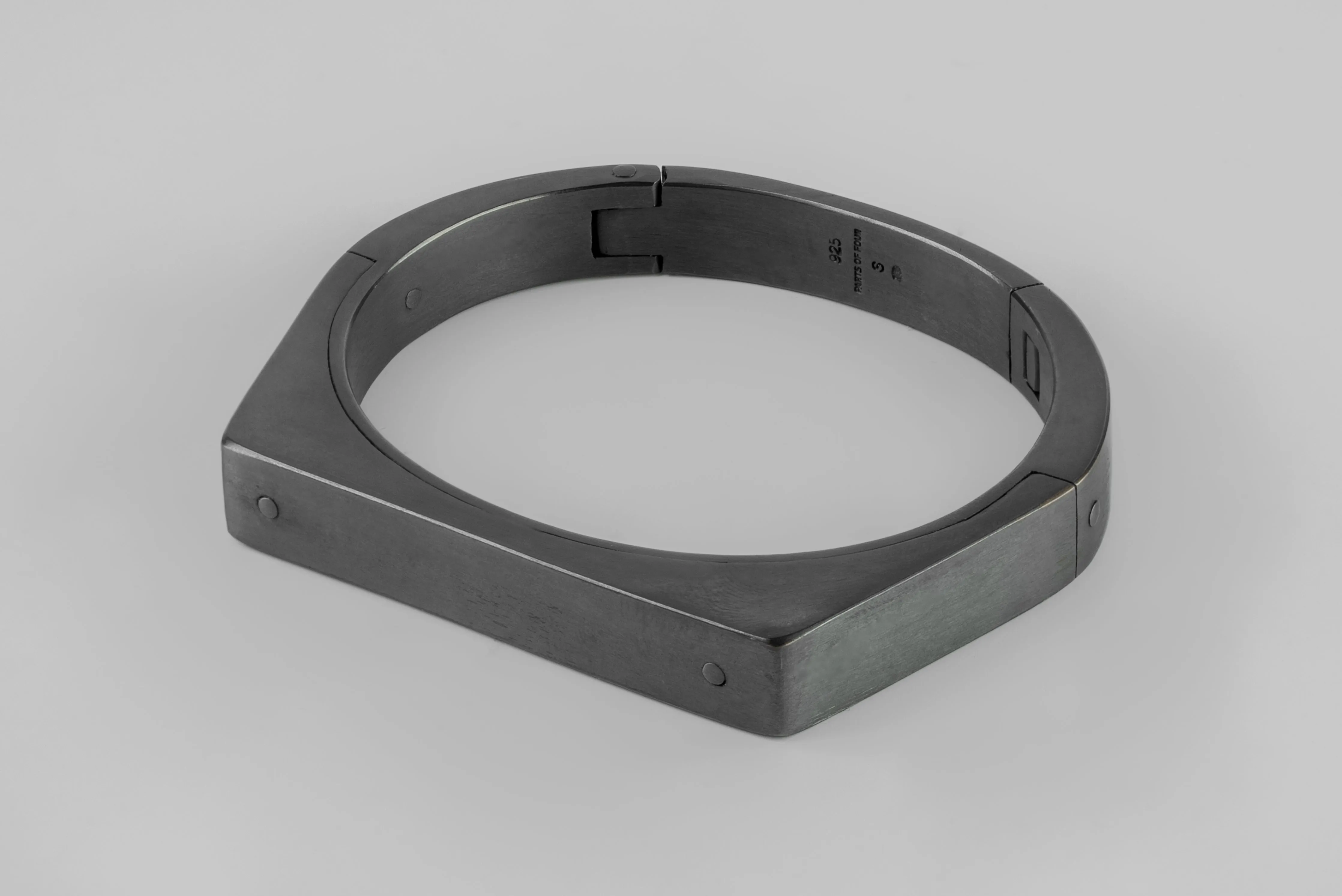 Sistema Bracelet v2 (Facet, 9mm, KA) sold by Parts of Four