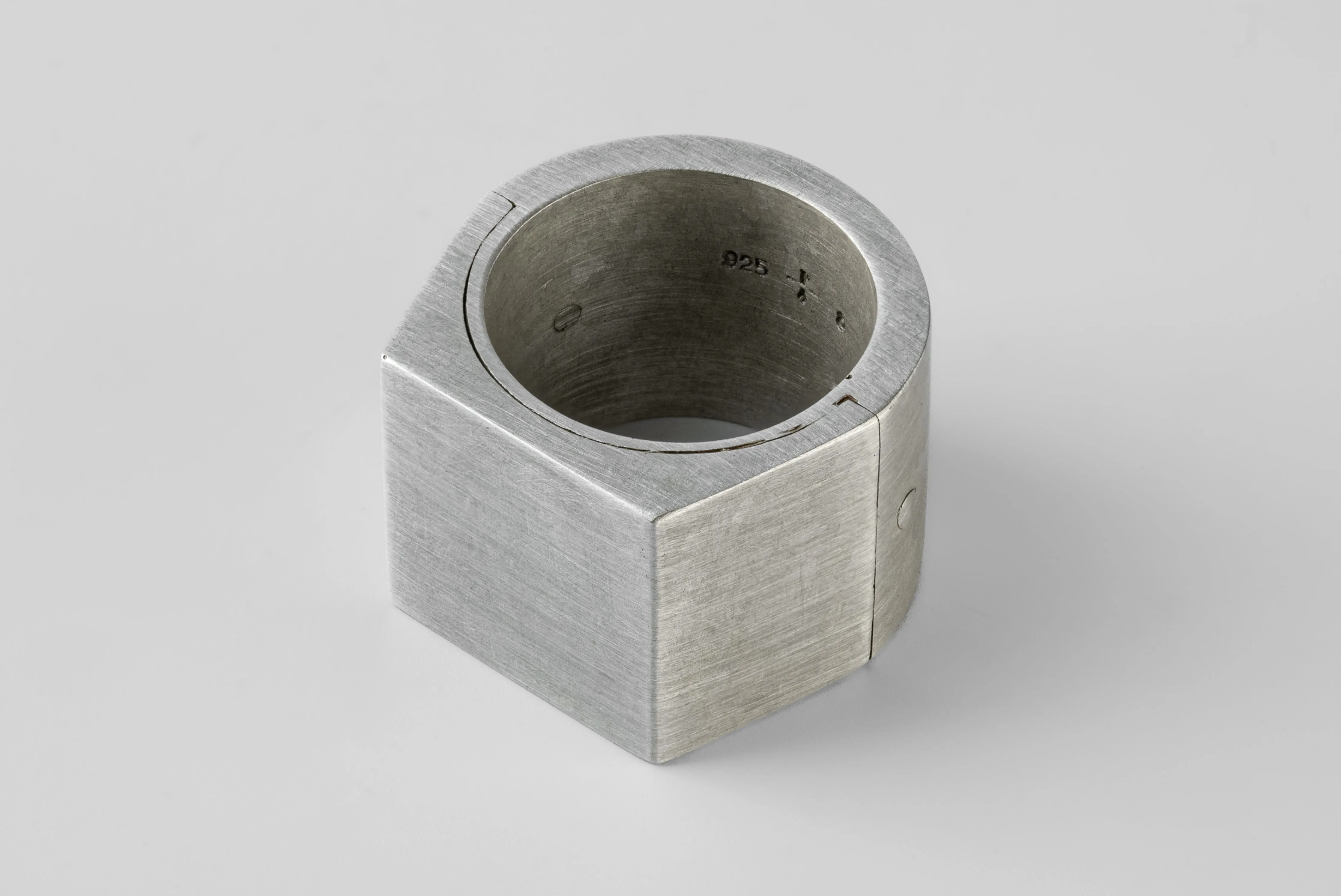 Sistema Ring (Facet, 17mm, DA) sold by Parts of Four