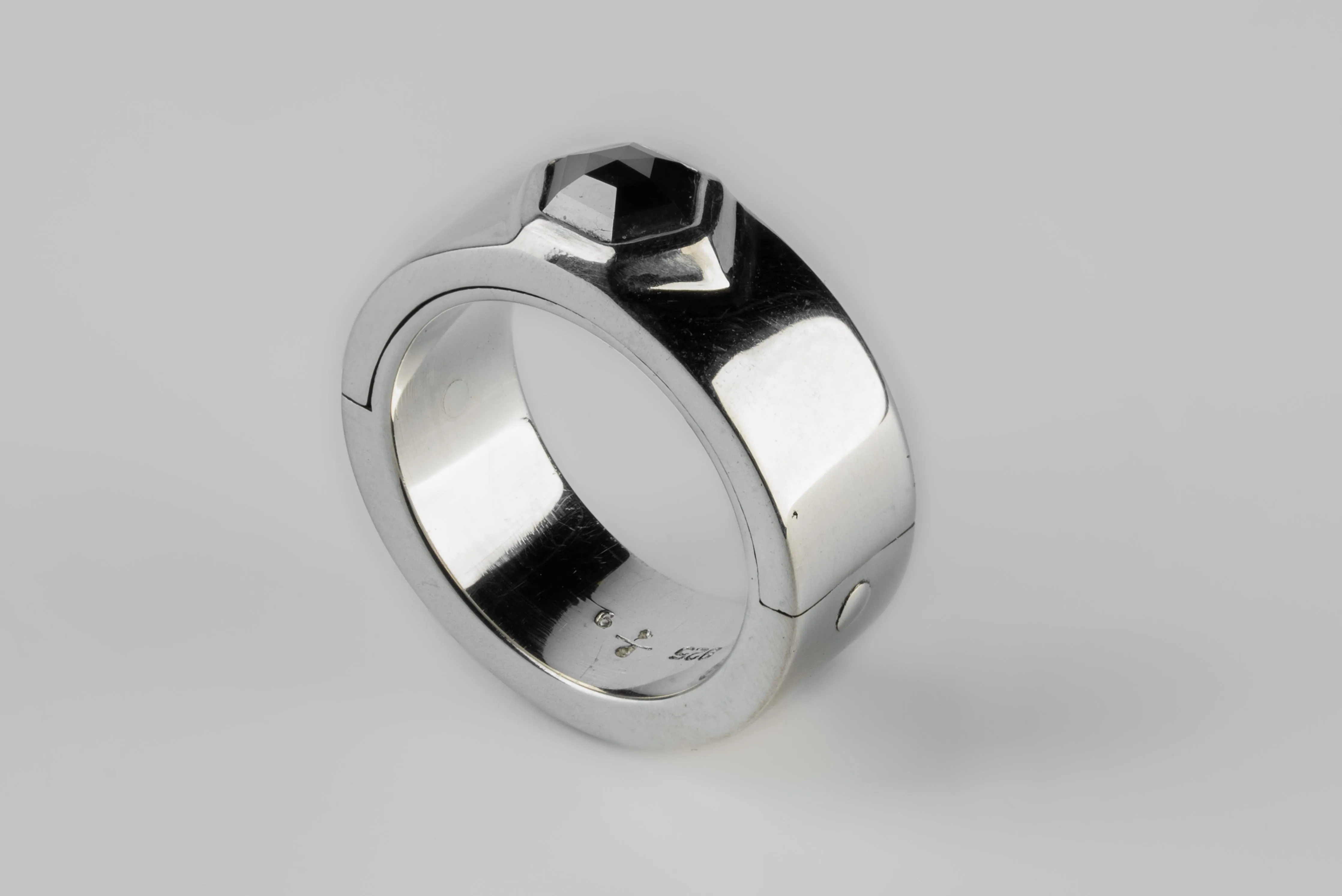 Sistema Ring (Fancy Setting, Black Hex Diamond, 1.05 CT, 9mm, PA+BLKDIA) sold by Parts of Four product image thumbnail 2