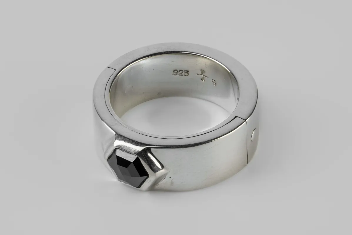 Sistema Ring (Fancy Setting, Black Hex Diamond, 1.05 CT, 9mm, PA+BLKDIA) sold by Parts of Four