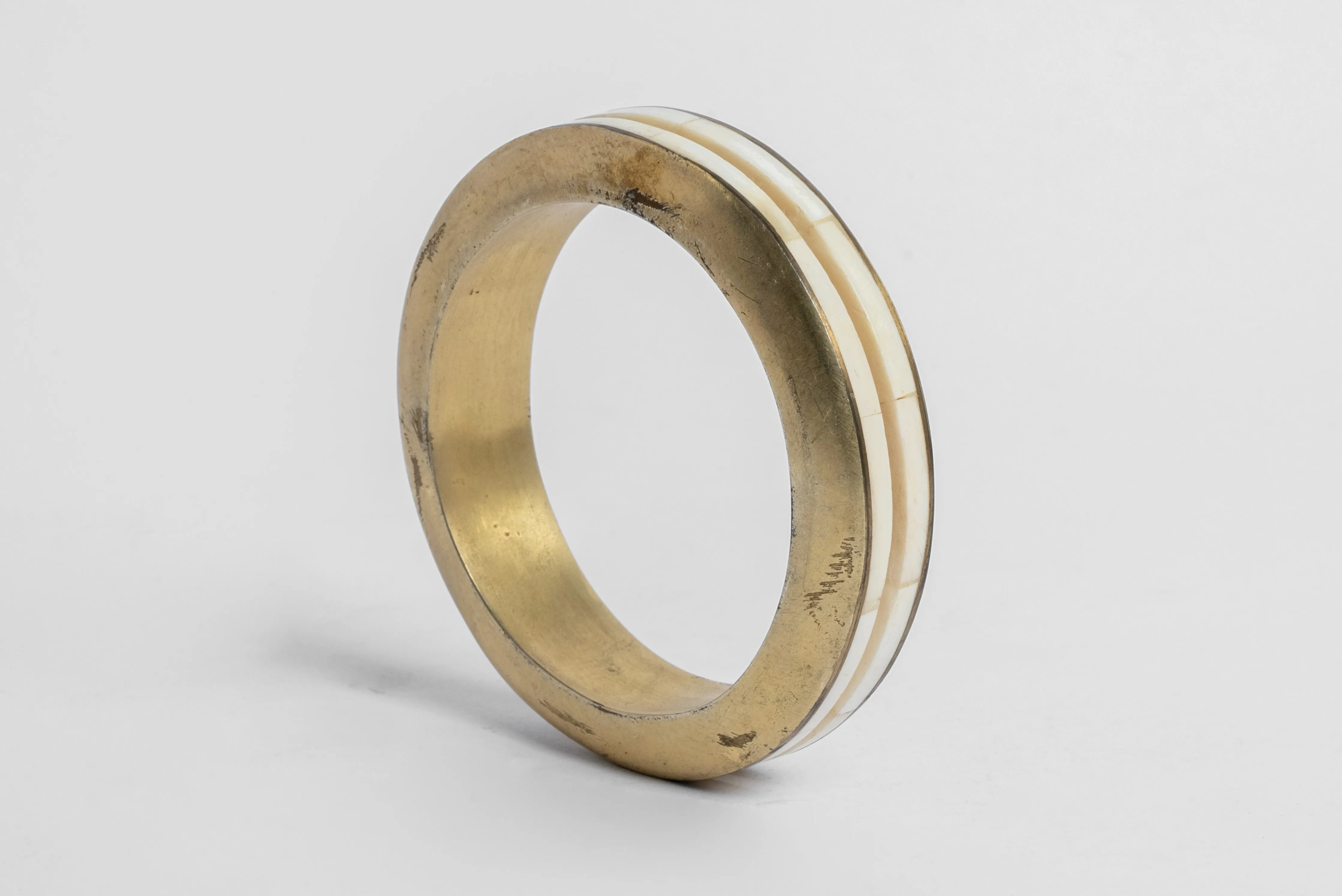 Portal Crevice Bangle (17mm, AG+MB) sold by Parts of Four product image thumbnail 2
