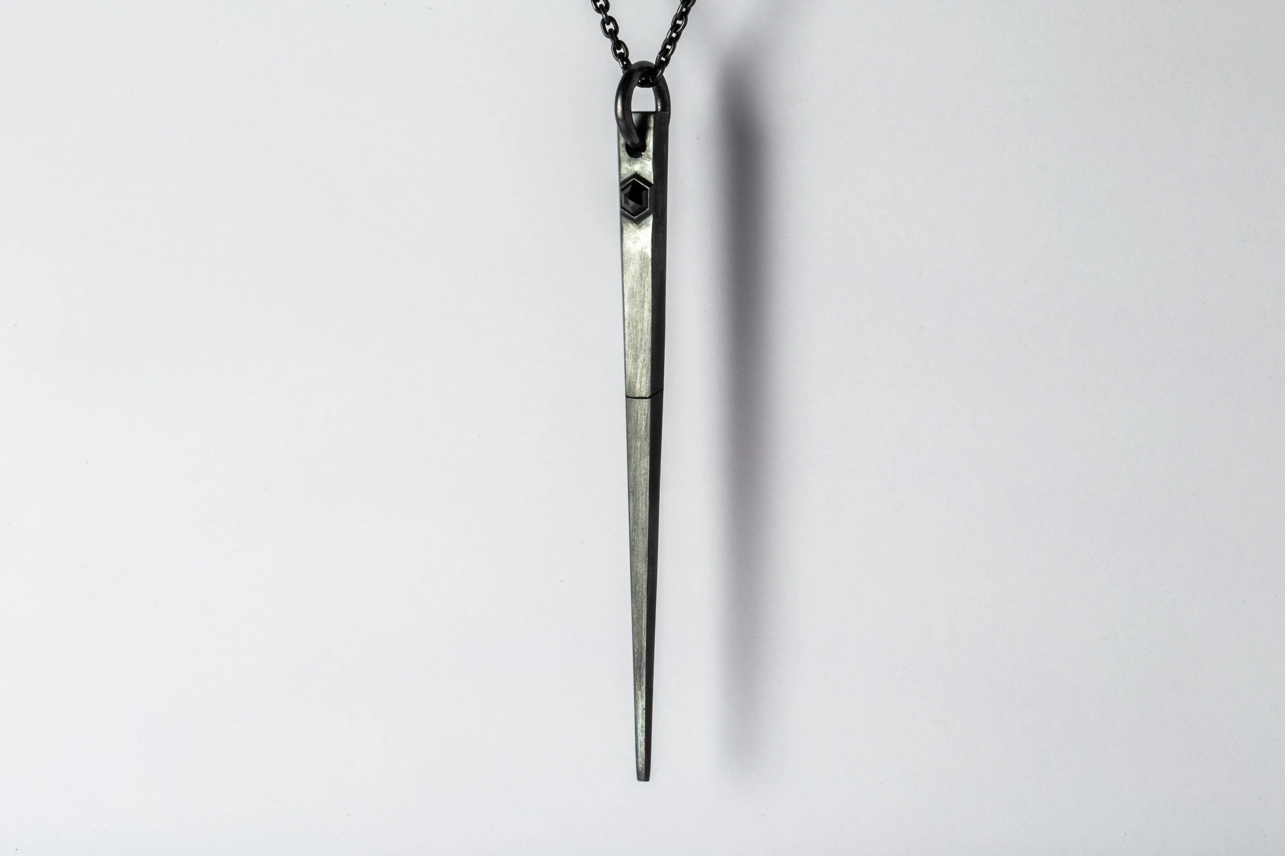 Big Spike Necklace (Single Set, Black Hex Diamonds, 1.05 carat, KA+BLKDIA) sold by Parts of Four product image thumbnail 3