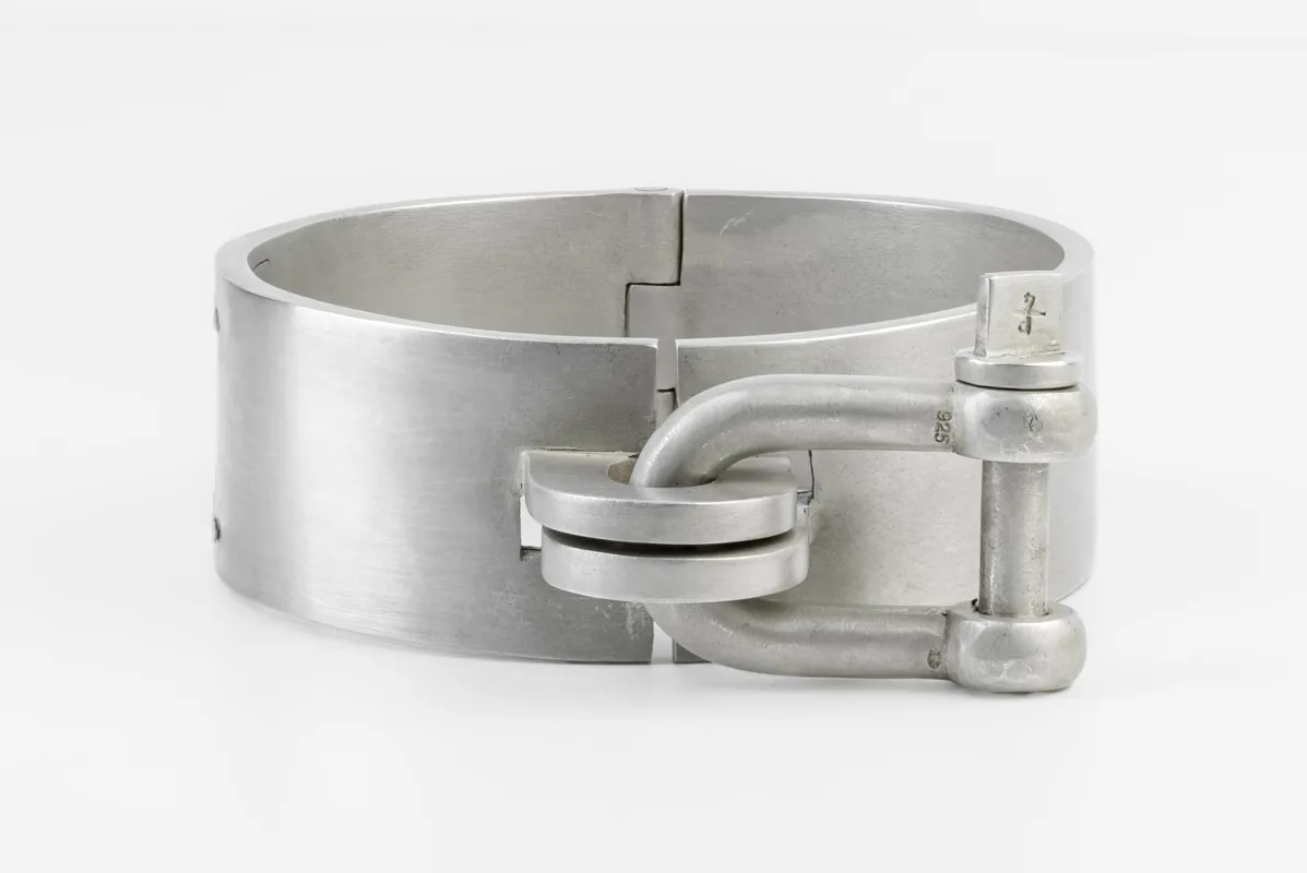 Restraint Cuff (Sugermans Punchout, Layered, Charm Version, 25mm, DA+PA) sold by Parts of Four