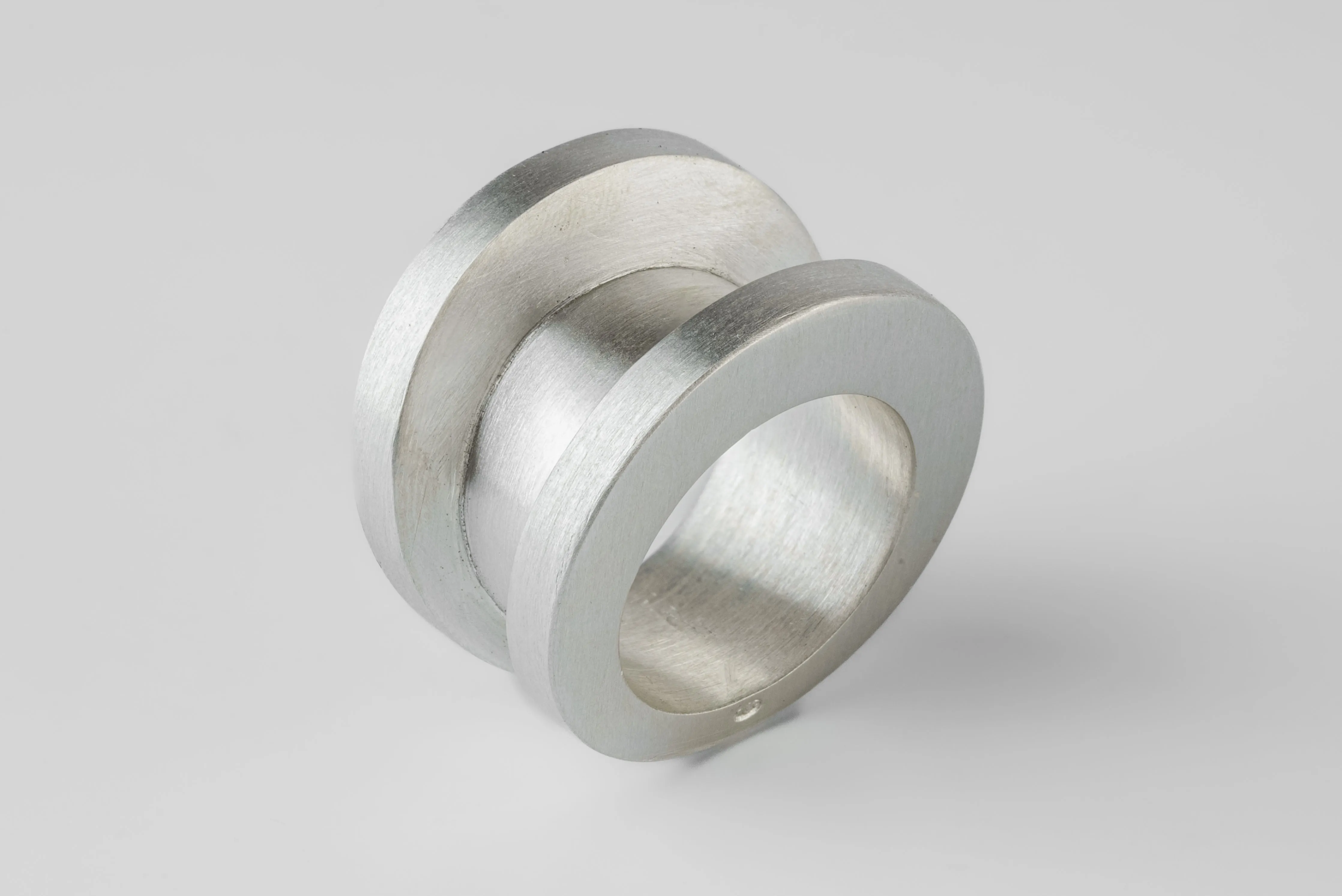 Chasm Ring v2 (Wide, MA) sold by Parts of Four product image thumbnail 2