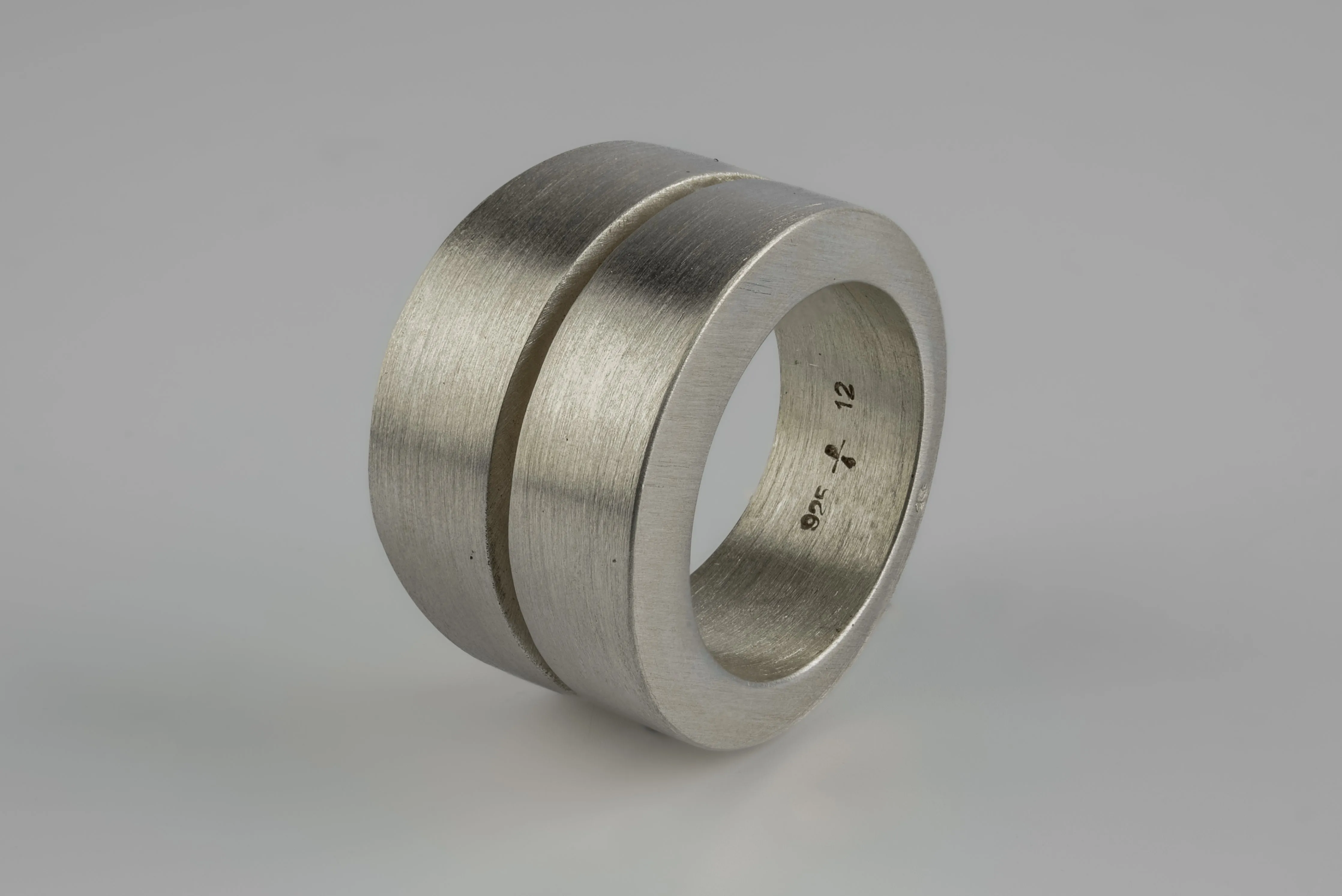 Crevice Ring v2 (Wide, MA) sold by Parts of Four product image thumbnail 2