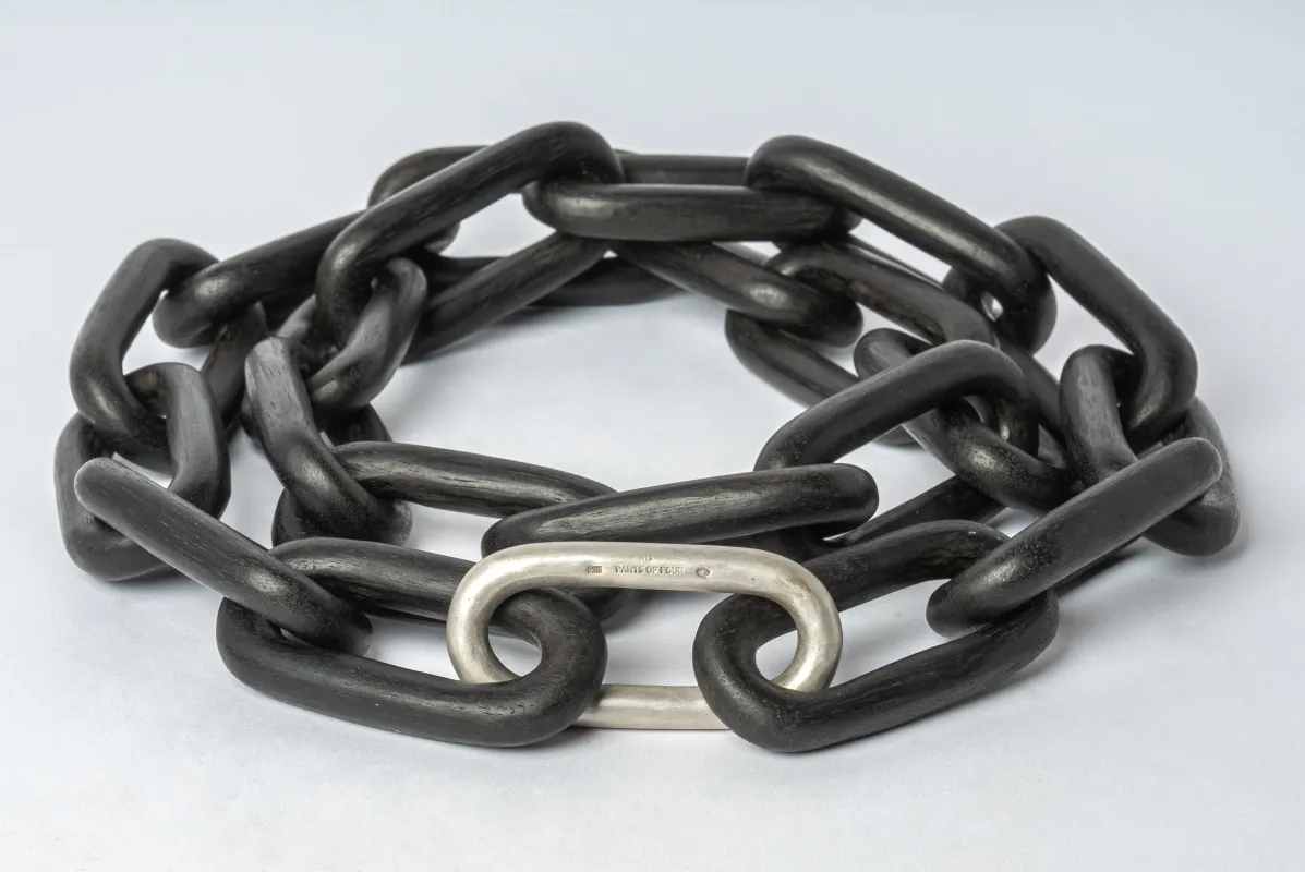 Organic Chain (Large Links, 107cm, KU+DA) sold by Parts of Four