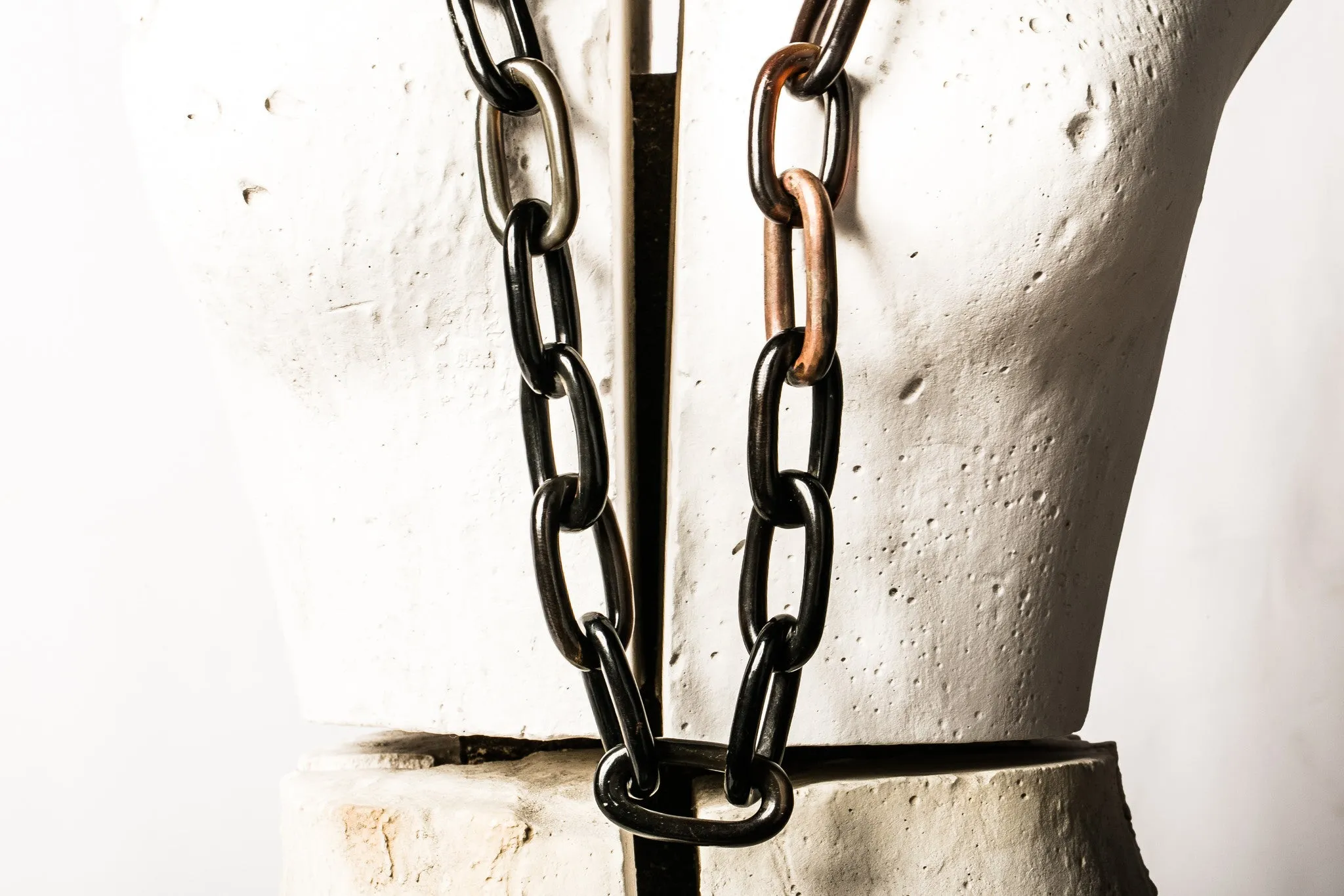 Organic Chain (Medium Links, 113cm, RAH+DR) sold by Parts of Four product image thumbnail 5